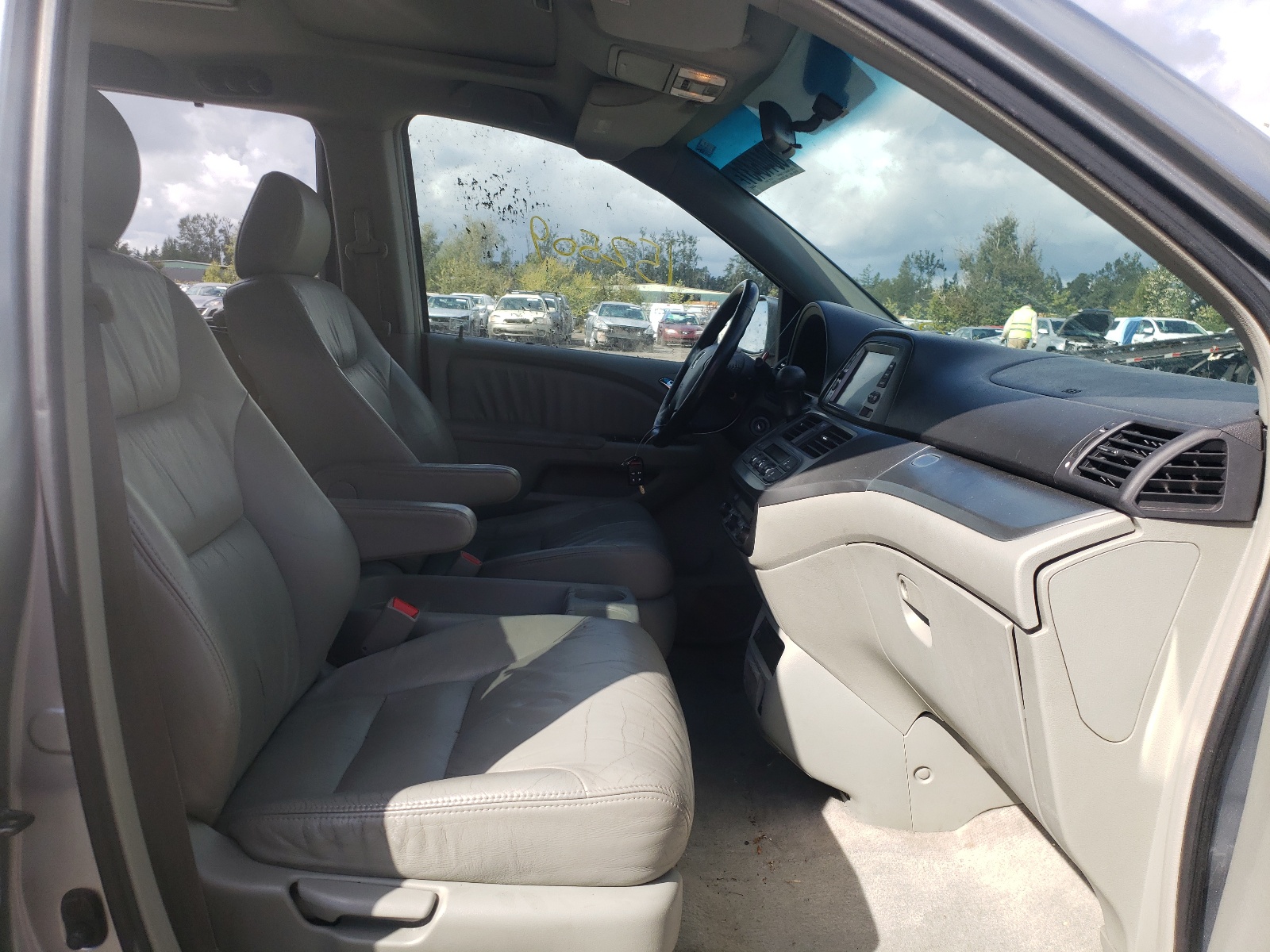 Photo 5 from auction – 2006 HONDA ODYSSEY EX with VIN 5FNRL38746B114725