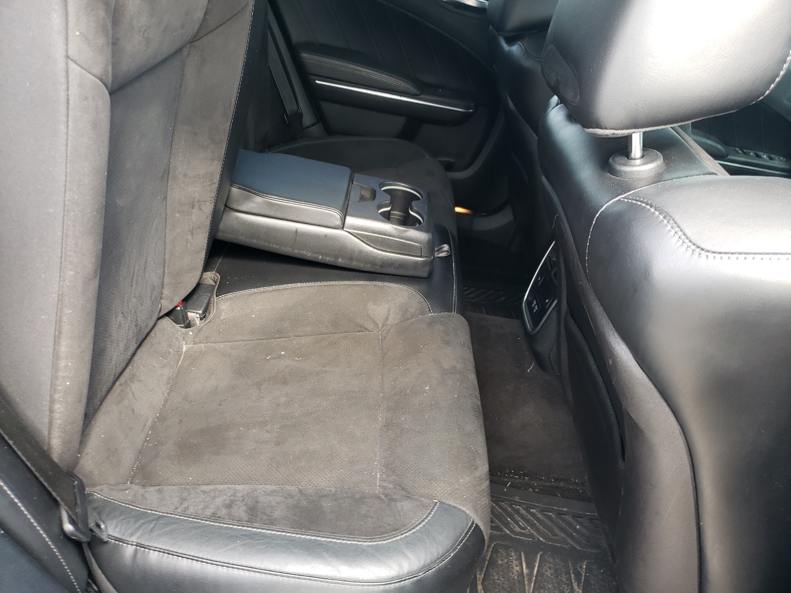 Zdjęcie 6 z aukcji – 2015 DODGE CHARGER R/ z VIN 2C3CDXCT0FH777609
