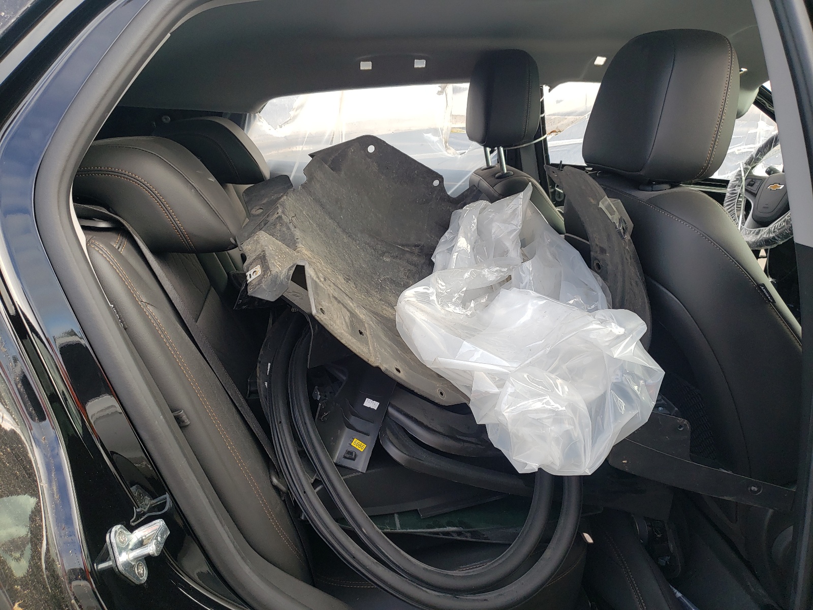 Photo 6 from auction – 2020 CHEVROLET TRAX 1LT with VIN KL7CJPSB4LB001207