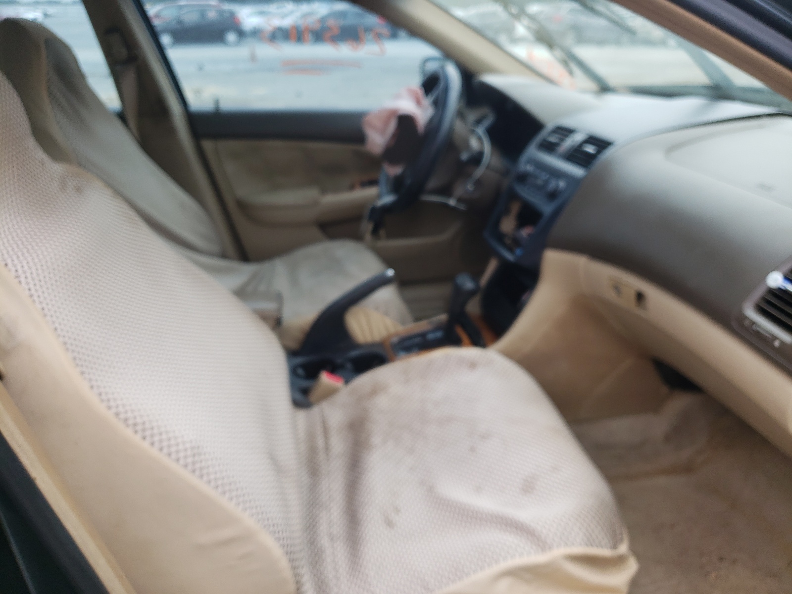 Photo 5 from auction – 2004 HONDA ACCORD with VIN 1HGCM66514A001876