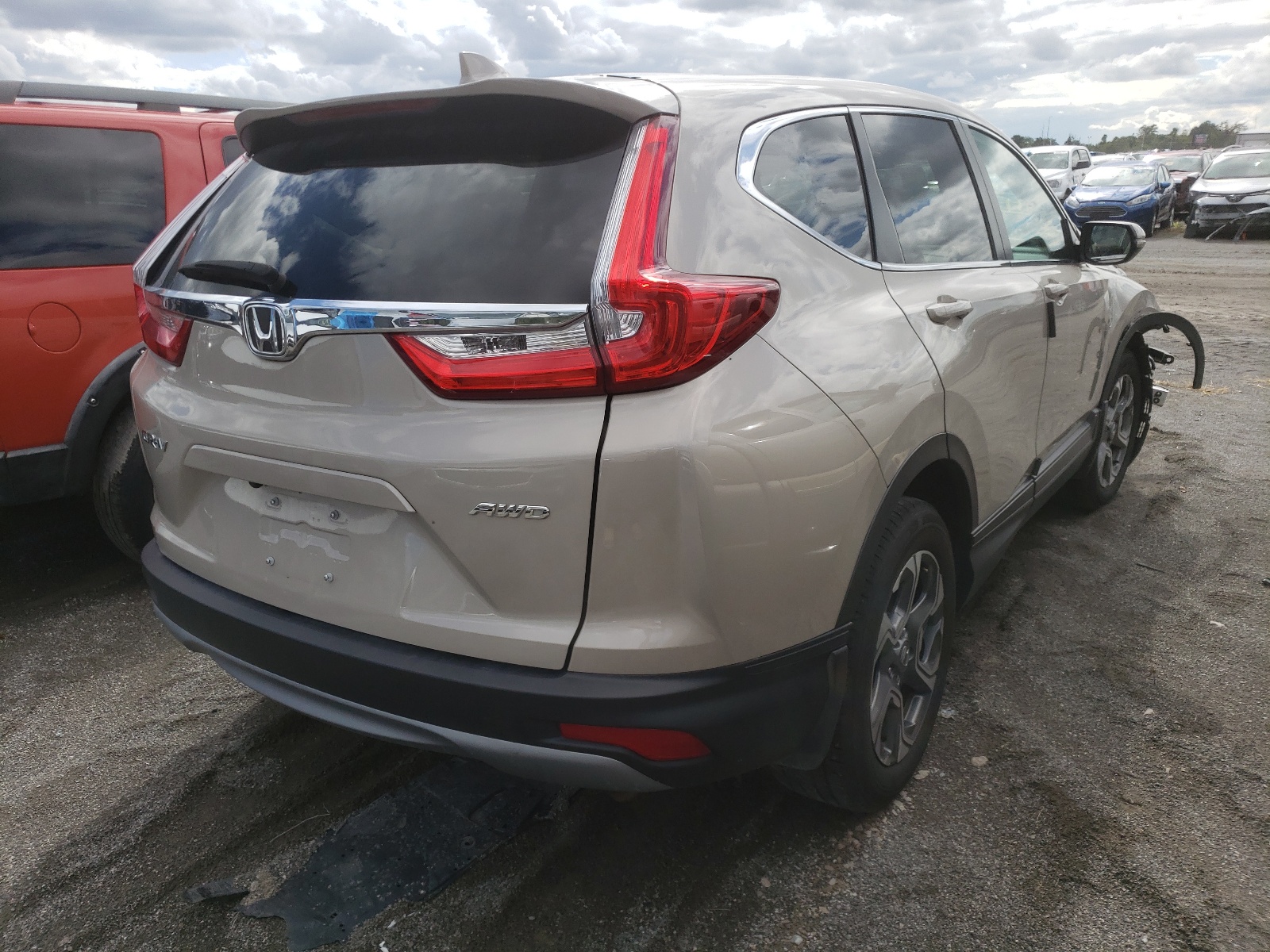 Photo 4 from auction – 2019 HONDA CR-V EX with VIN 2HKRW2H53KH640937