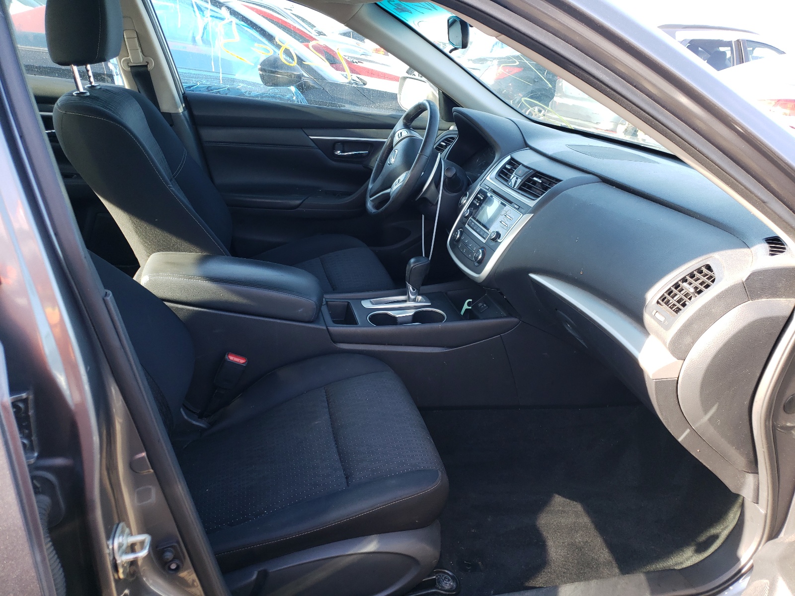 Photo 5 from auction – 2017 NISSAN ALTIMA 2.5 with VIN 1N4AL3AP0HC470778