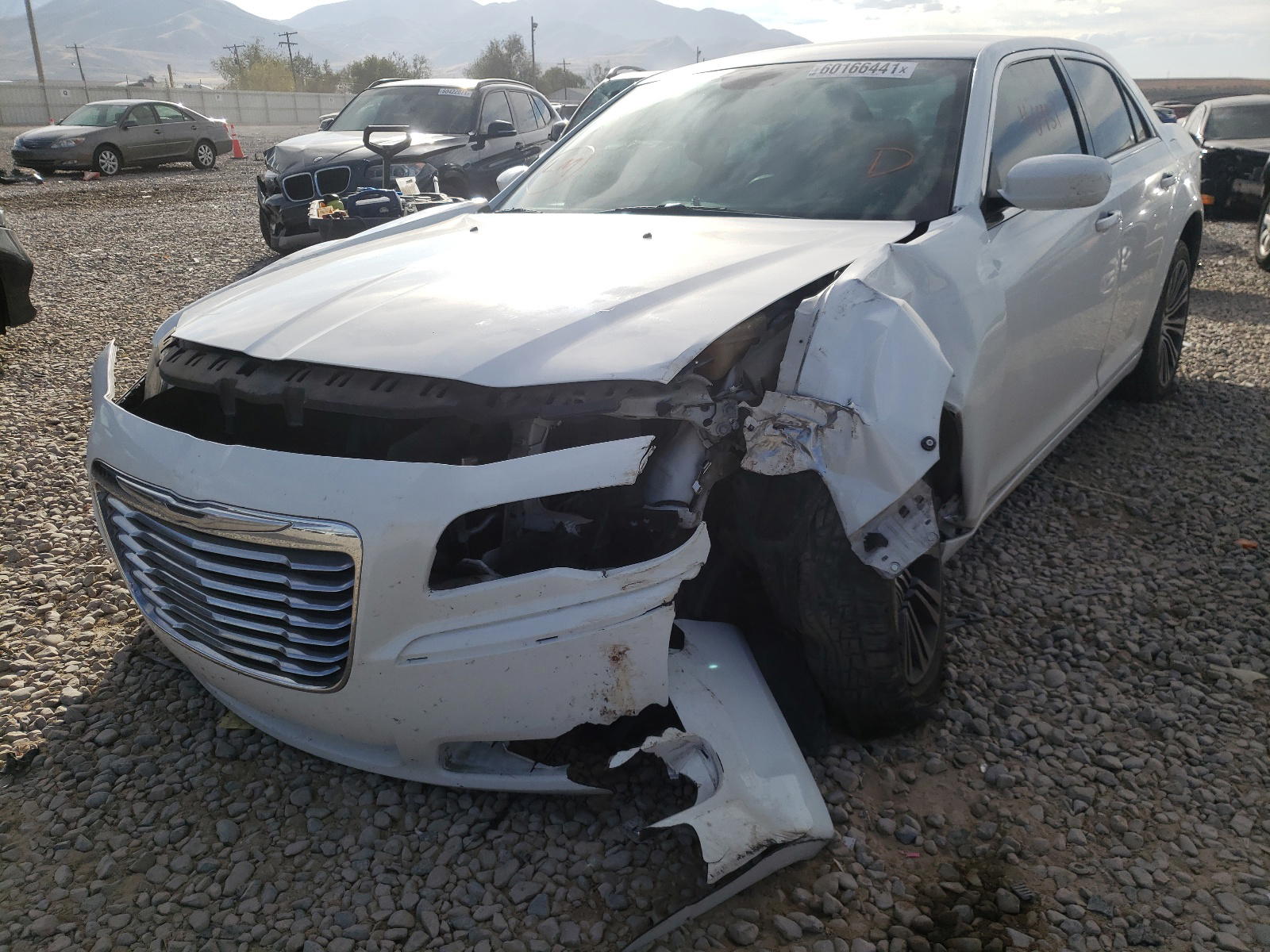 Photo 2 from auction – 2013 CHRYSLER 300 with VIN 2C3CCAAG1DH728180