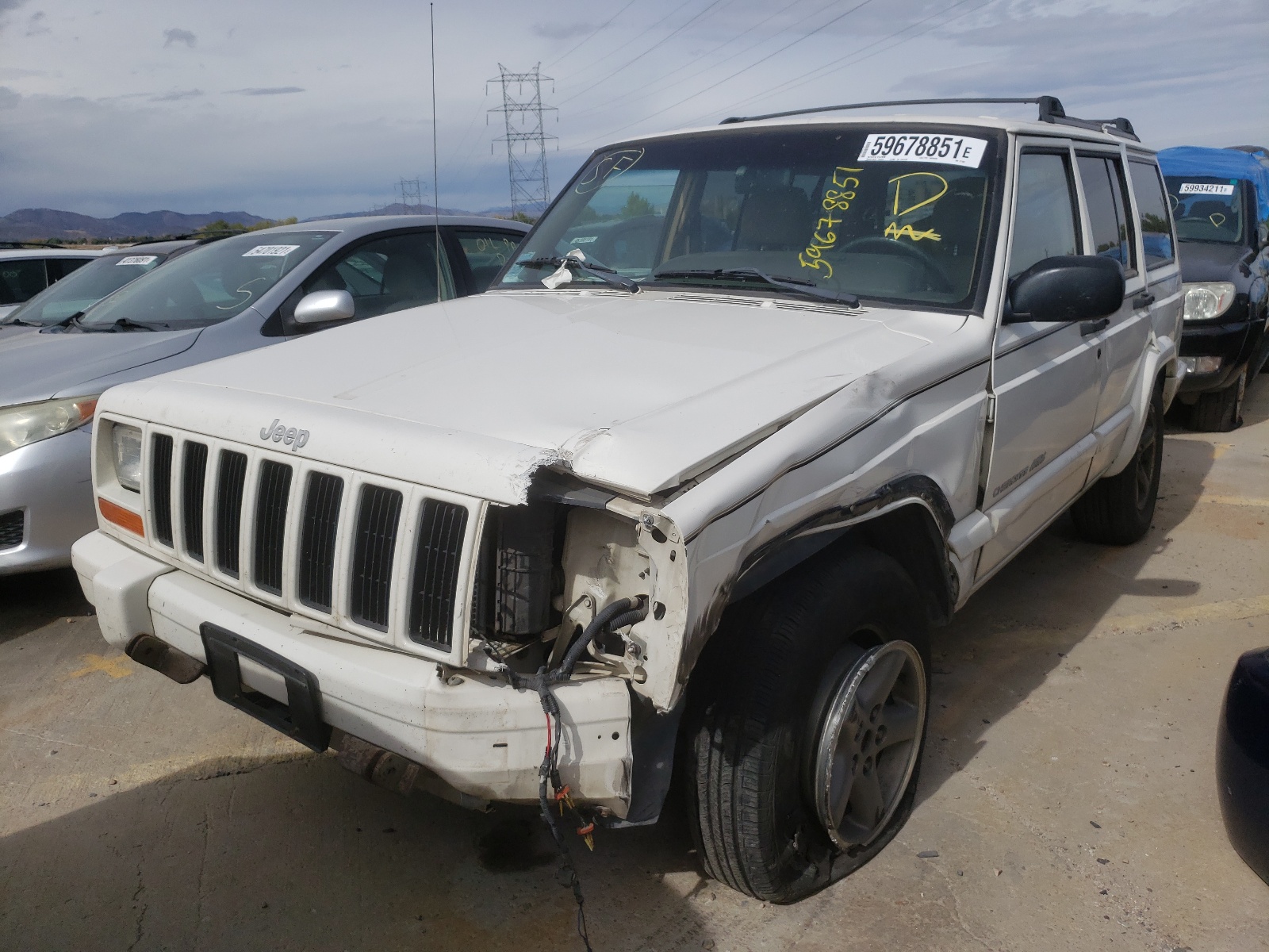 Photo 2 from auction – 1999 JEEP CHEROKEE S with VIN 1J4FF68S7XL517963