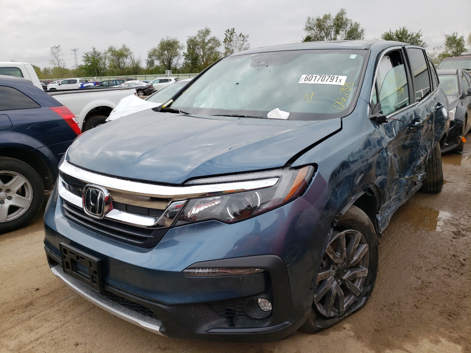 Photo 2 from auction – 2020 HONDA PILOT EXL with VIN 5FNYF5H5XLB016288