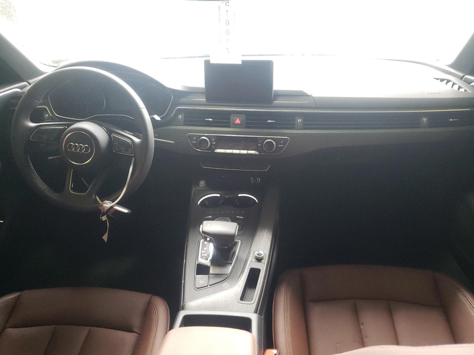 Photo 9 from auction – 2019 AUDI A4 PREMIUM with VIN WAUGMAF42KN021647