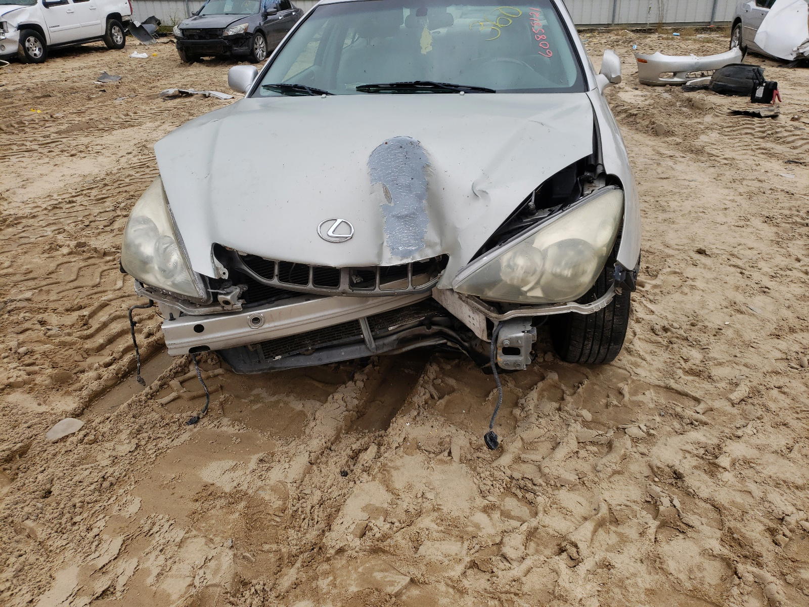 Photo 9 from auction – 2004 LEXUS ES 330 with VIN JTHBA30G140003109