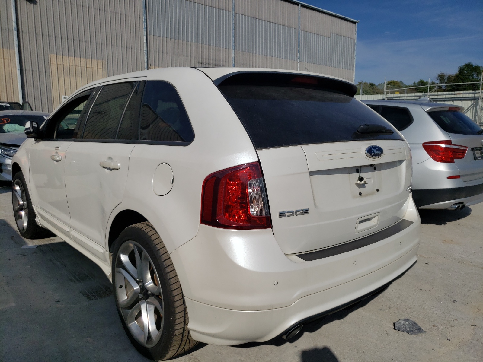 Zdjęcie 3 z aukcji – 2014 FORD EDGE SPORT z VIN 2FMDK4AK0EBA23833
