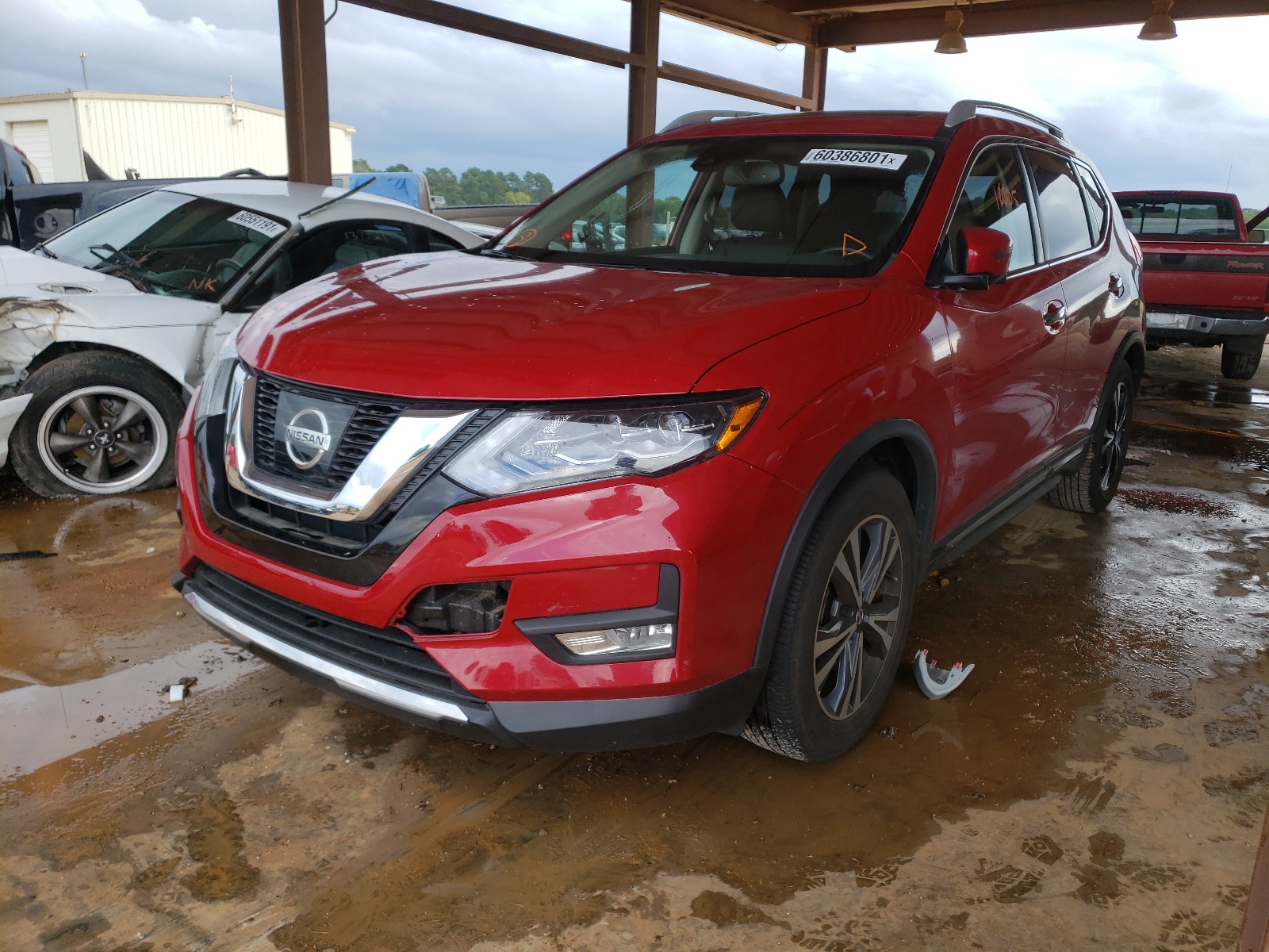 Photo 2 from auction – 2017 NISSAN ROGUE S with VIN JN8AT2MT8HW407024