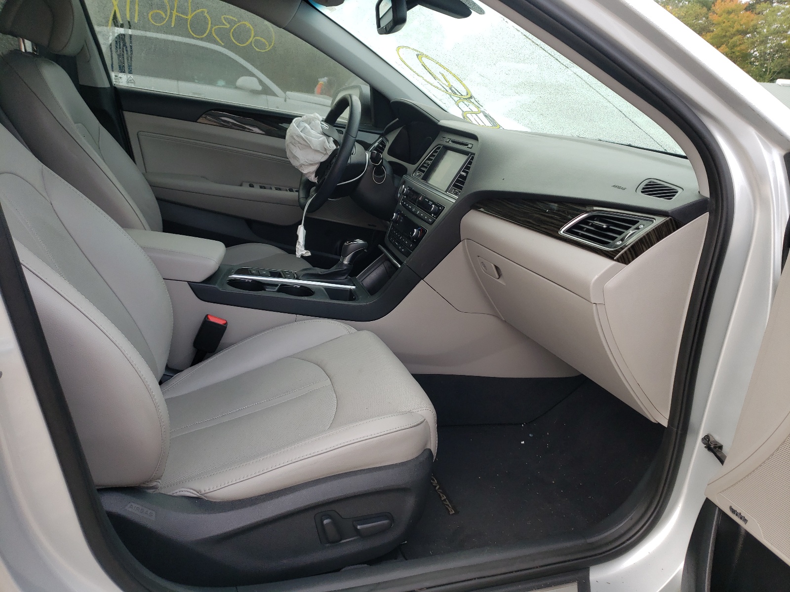 Photo 5 from auction – 2017 HYUNDAI SONATA SPO with VIN 5NPE34AF5HH476864