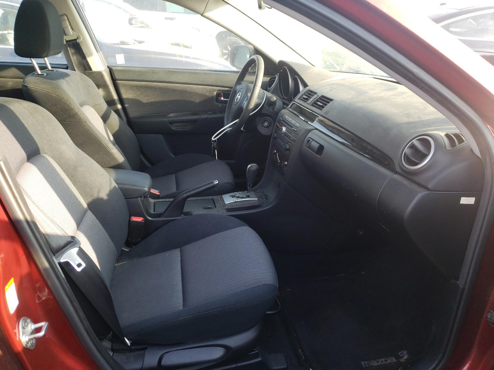 Photo 5 from auction – 2009 MAZDA 3 I with VIN JM1BK32F191189979