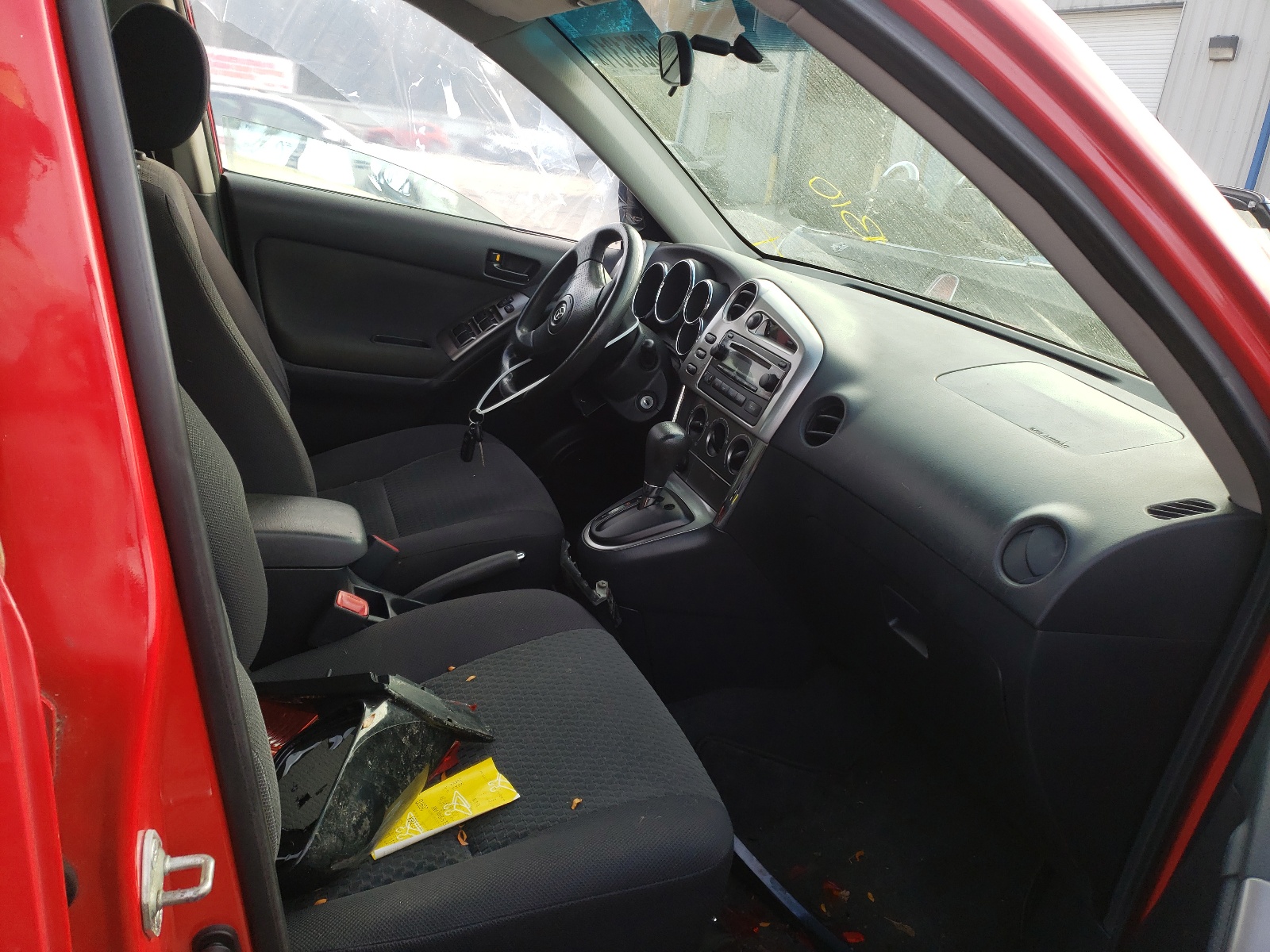 Zdjęcie 5 z aukcji – 2005 TOYOTA COROLLA MA z VIN 2T1KR32E65C440617
