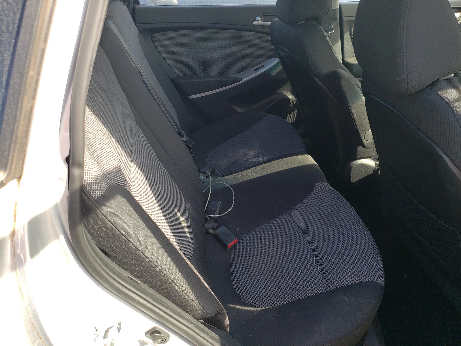 Photo 6 from auction – 2013 HYUNDAI ACCENT GLS with VIN KMHCT5AE5DU059731