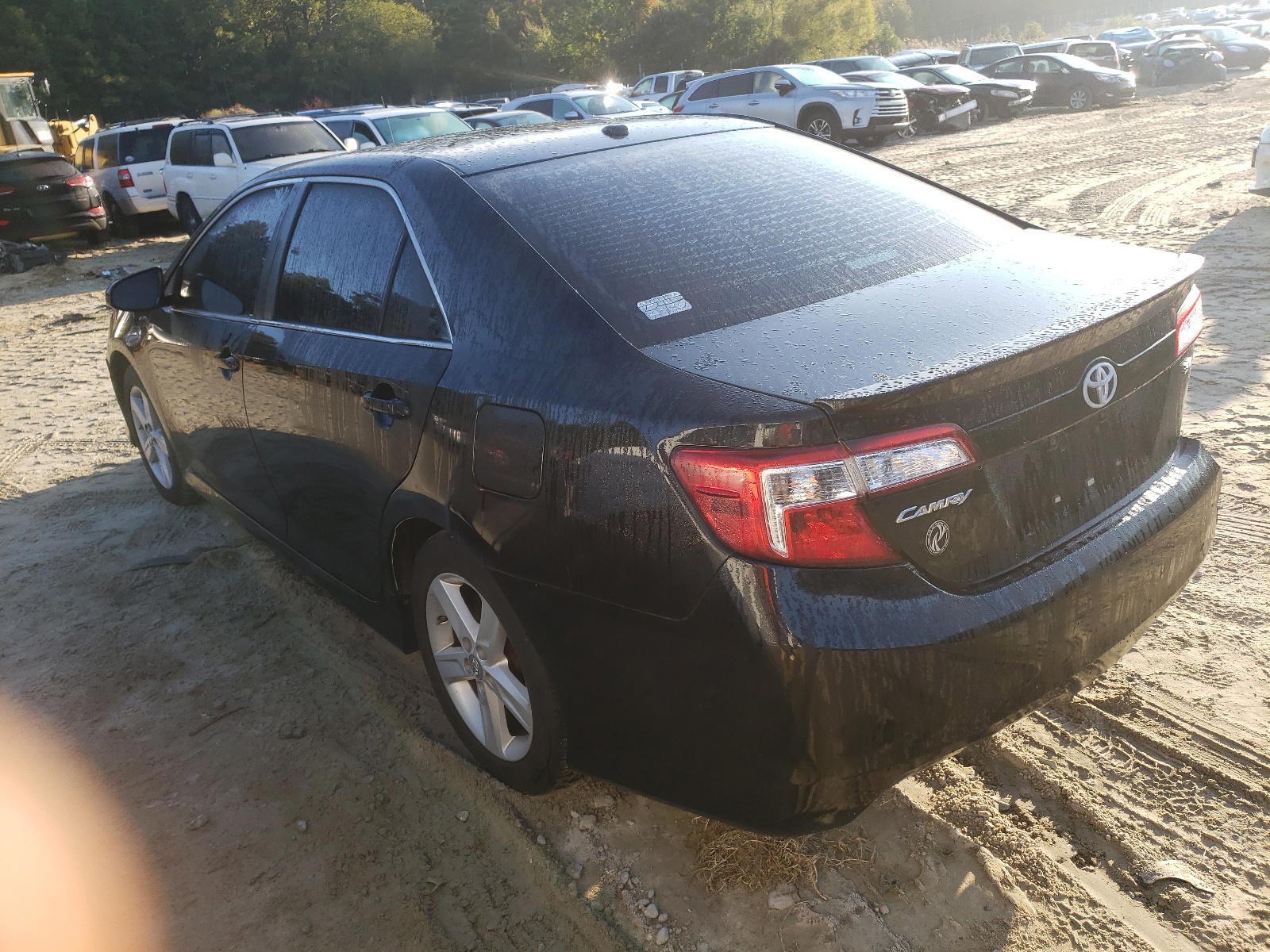 Photo 3 from auction – 2012 TOYOTA CAMRY BASE with VIN 4T1BF1FK6CU080936