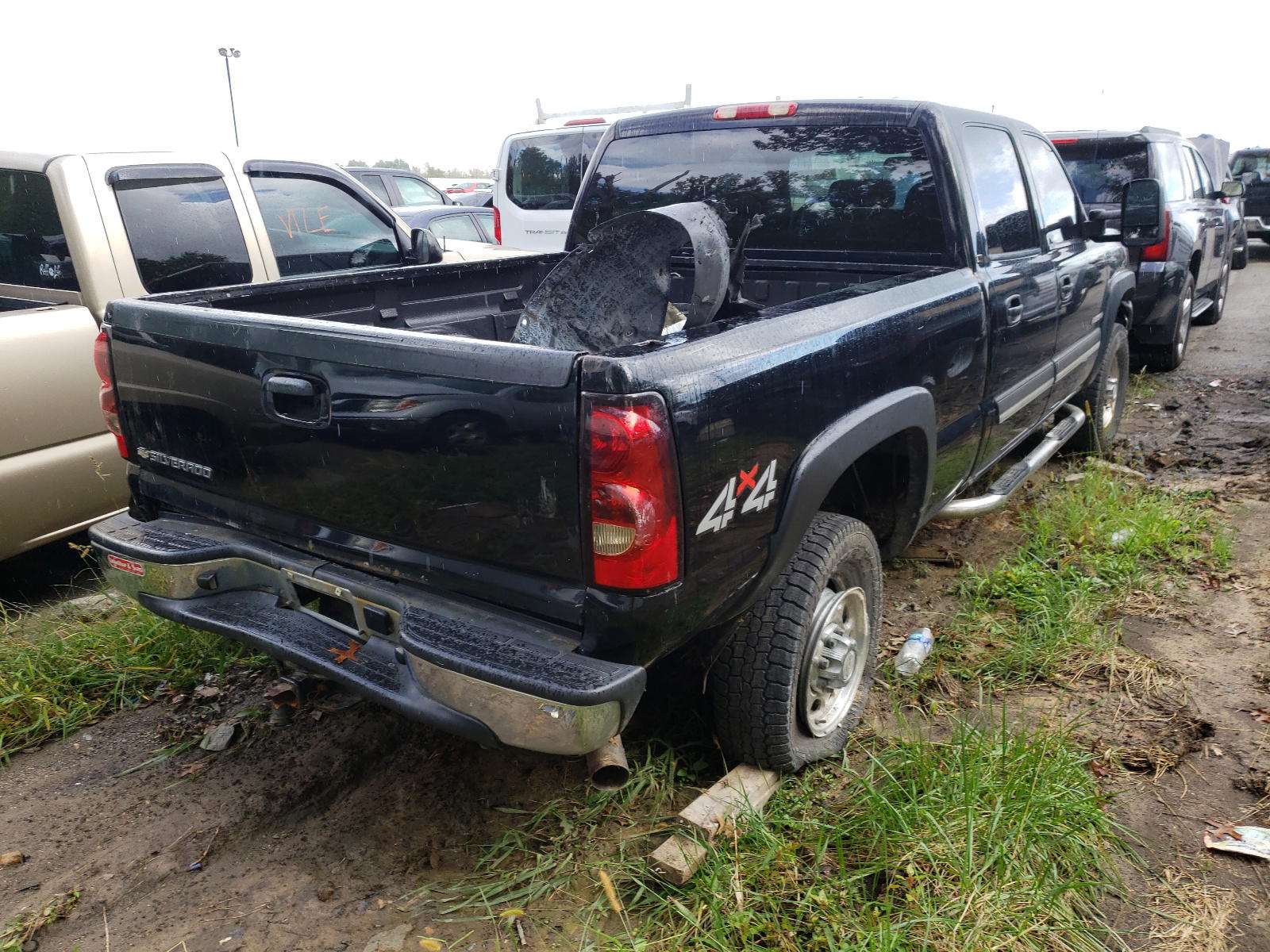 Photo 4 from auction – 2006 CHEVROLET SILVERADO with VIN 1GCHK23U76F134176