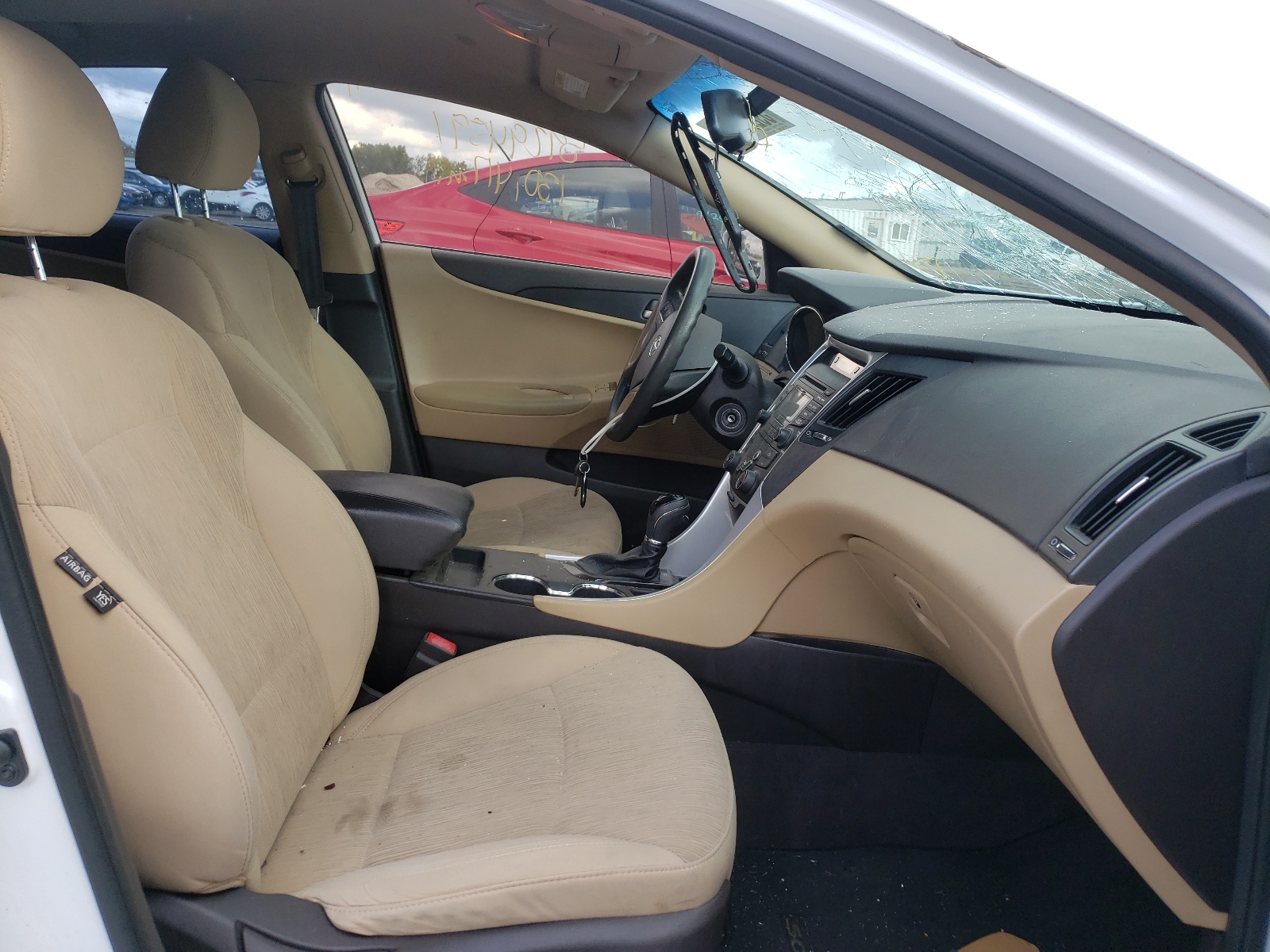Photo 5 from auction – 2013 HYUNDAI SONATA GLS with VIN 5NPEB4AC9DH582429