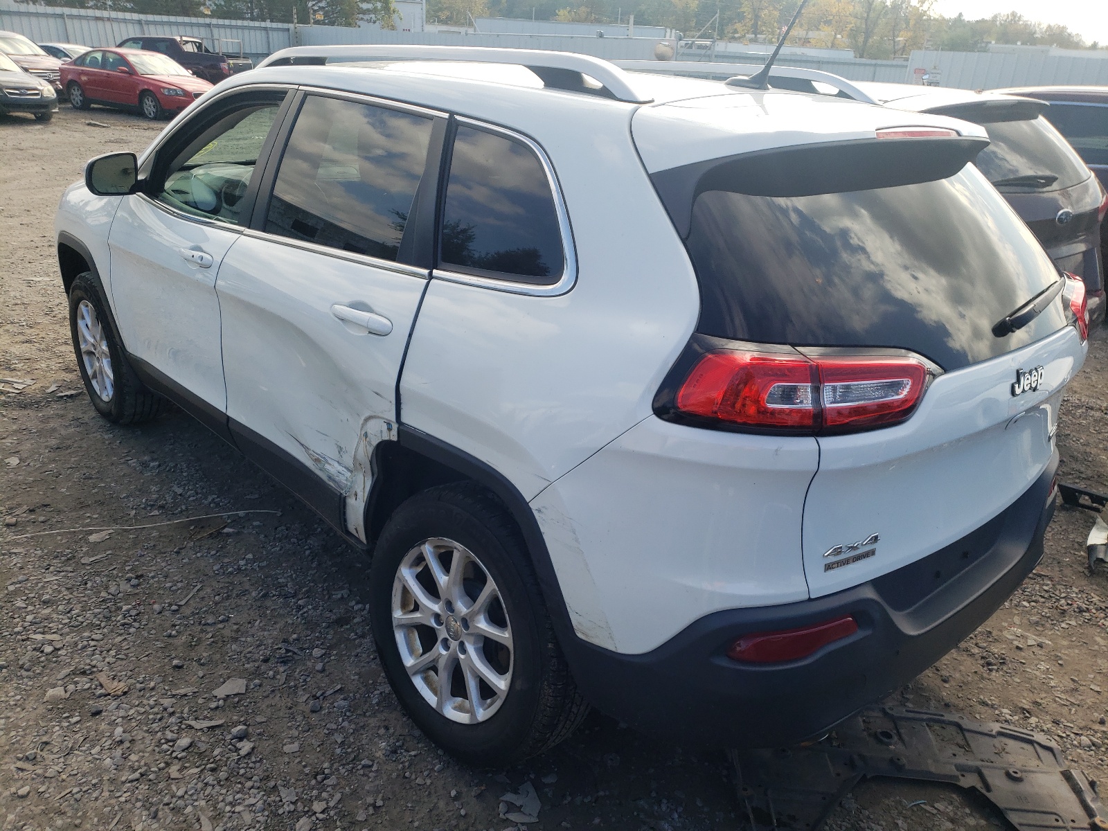Zdjęcie 3 z aukcji – 2014 JEEP CHEROKEE L z VIN 1C4PJMCB9EW165954