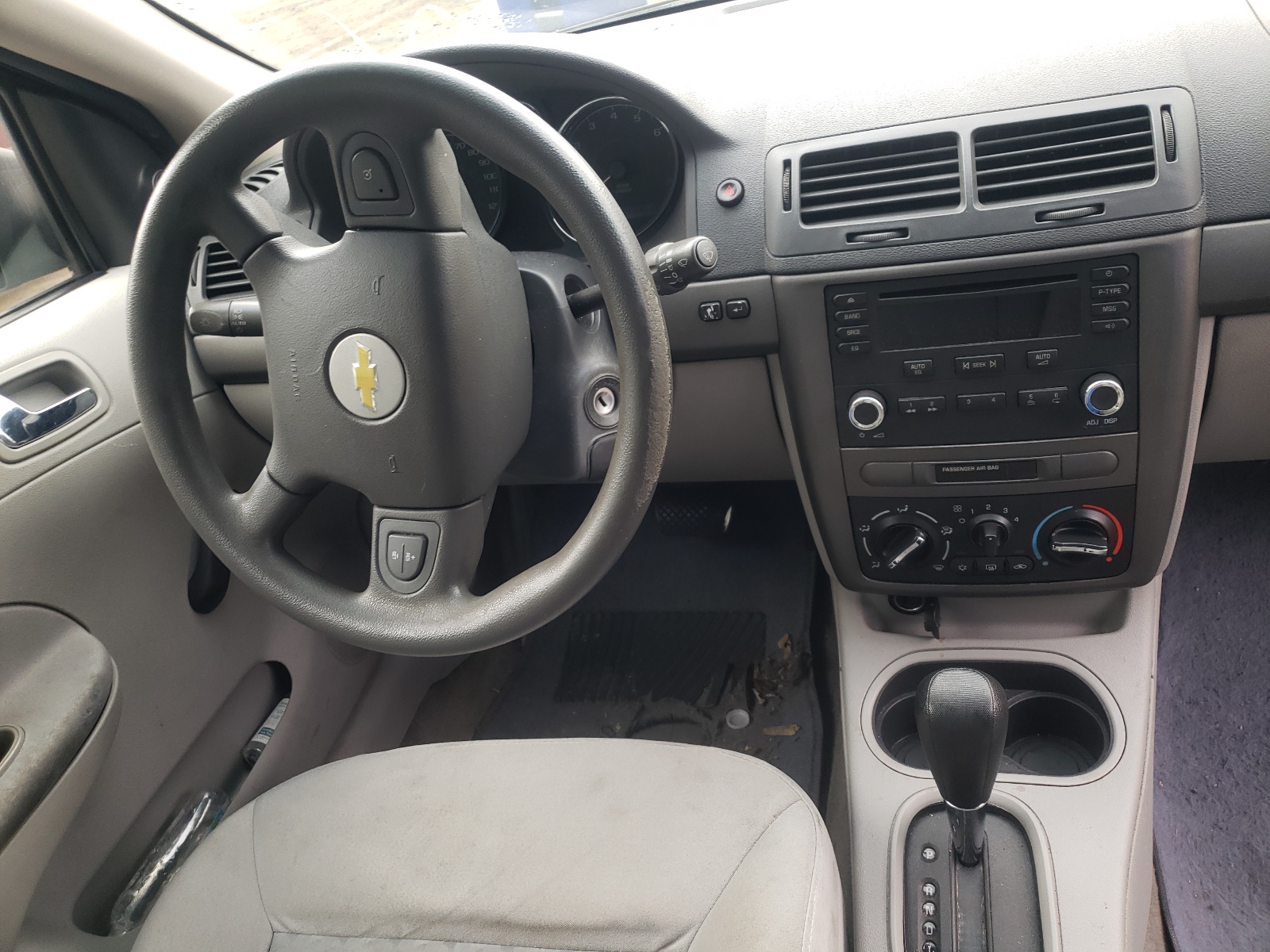 Photo 9 from auction – 2006 CHEVROLET COBALT LS with VIN 1G1AK55F267781024