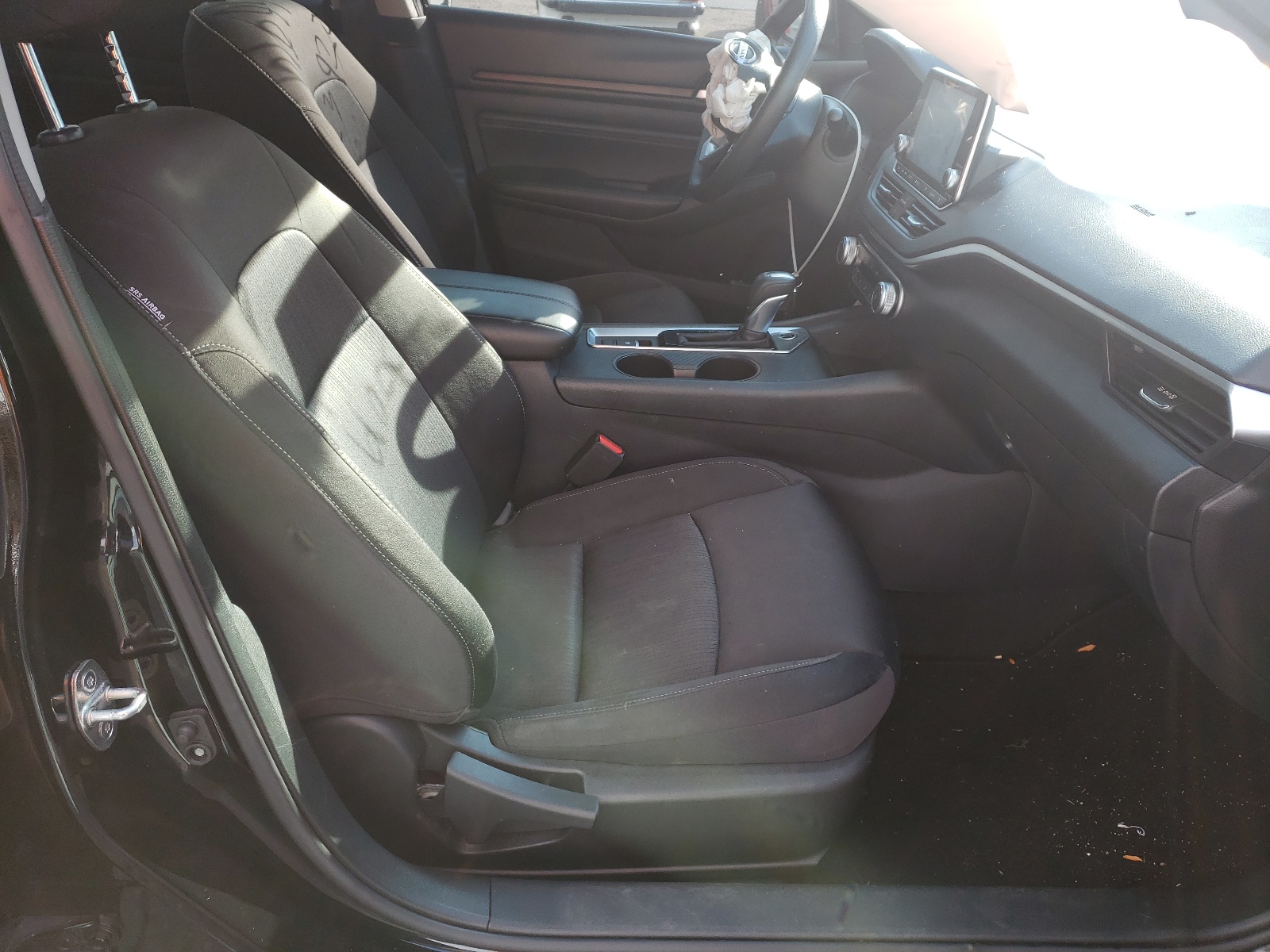 Photo 5 from auction – 2019 NISSAN ALTIMA S with VIN 1N4BL4BW8KC198780