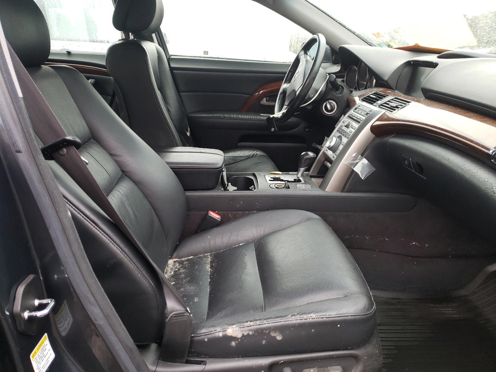 Photo 5 from auction – 2008 ACURA RL with VIN JH4KB16668C003403