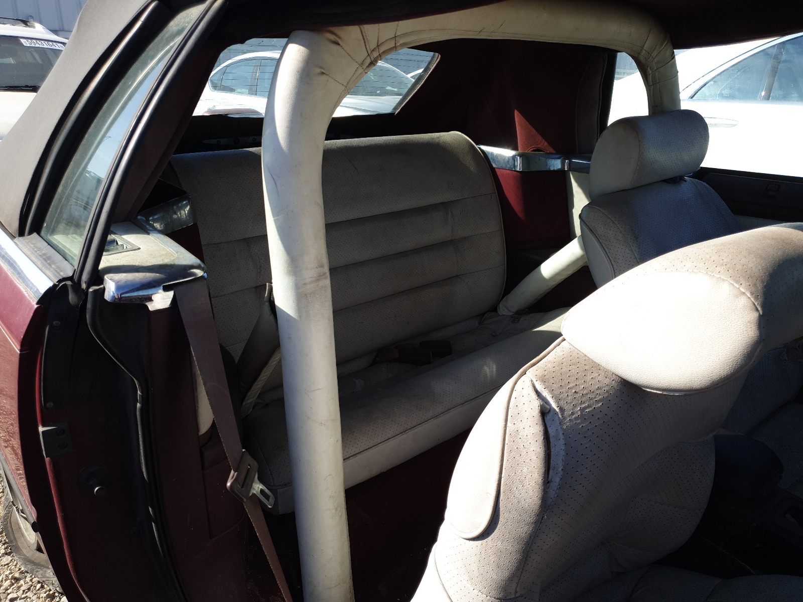 Photo 6 from auction – 1991 CHRYSLER LEBARON with VIN 1C3XJ4532MG121880
