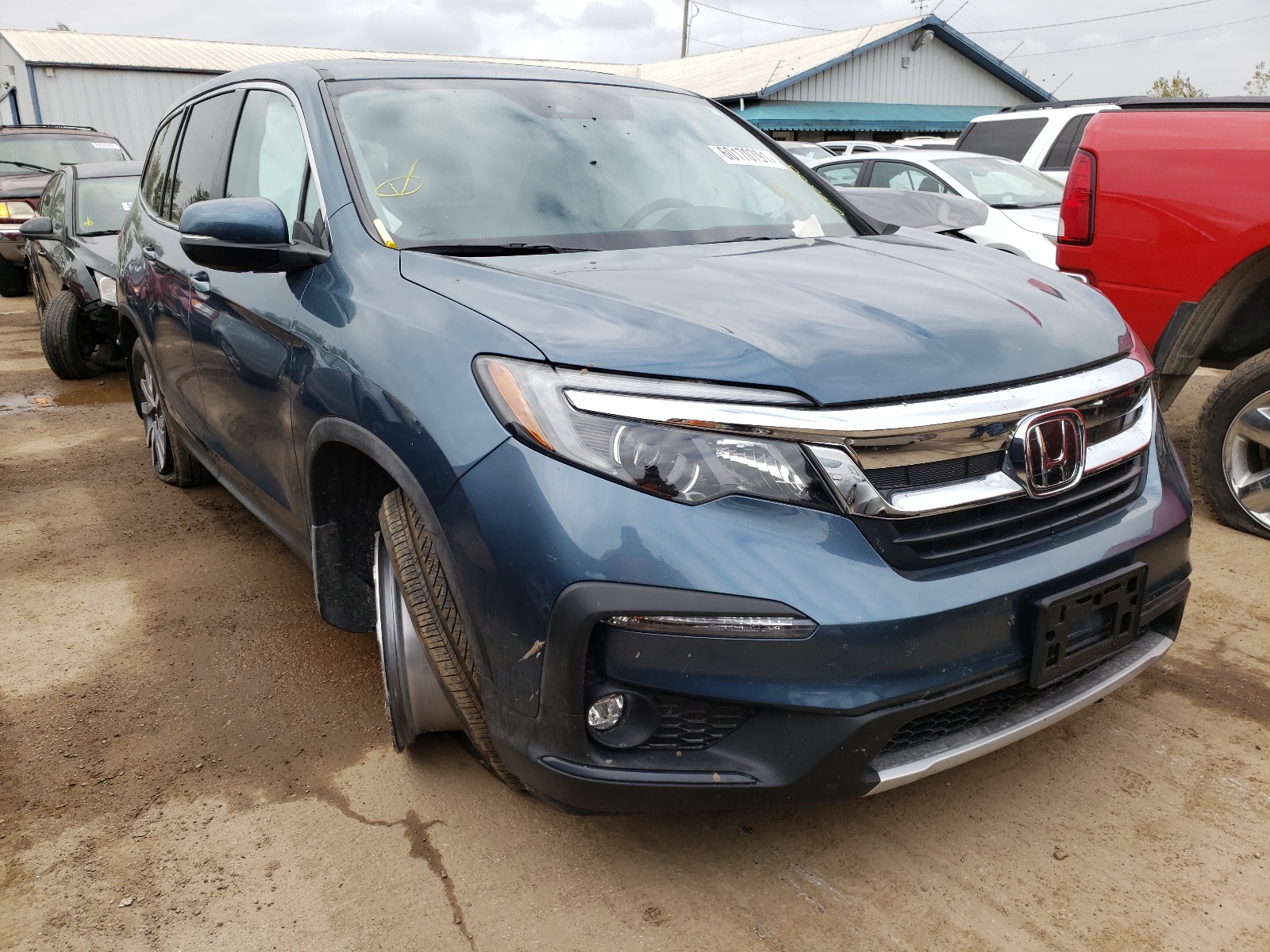 HONDA PILOT EXL 2020 with VIN 5FNYF5H5XLB016288 - Photo from auction