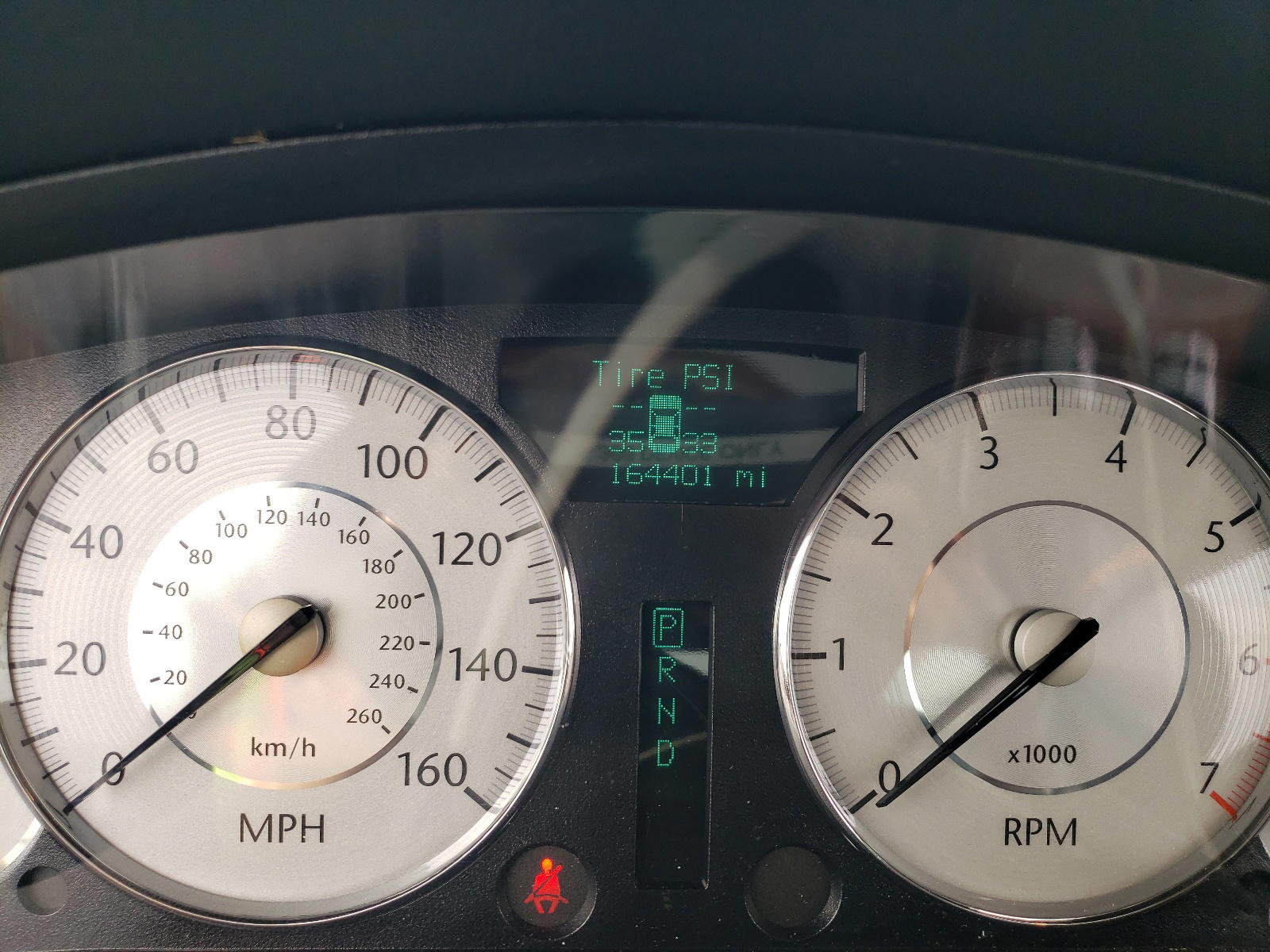 Photo 8 from auction – 2009 CHRYSLER 300C with VIN 2C3LA63T09H600517