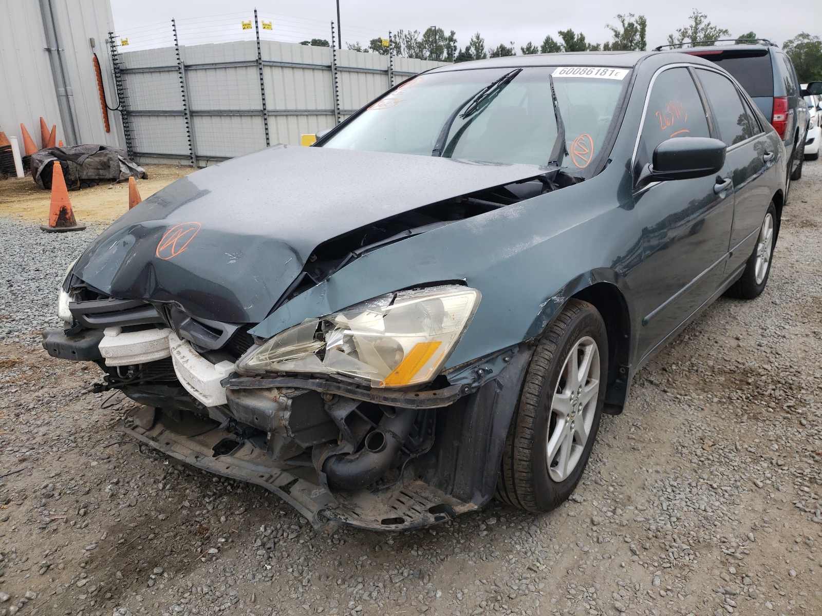Photo 2 from auction – 2004 HONDA ACCORD with VIN 1HGCM66514A001876