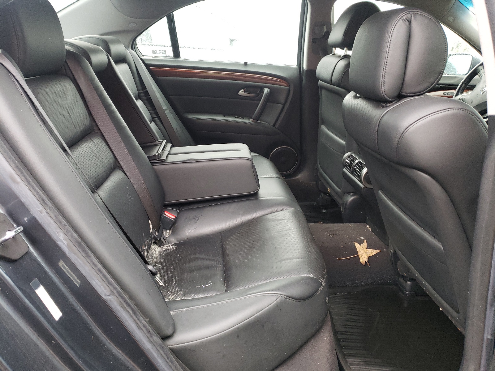 صورة رقم 6 من المزاد - 2008 ACURA RL مع VIN JH4KB16668C003403