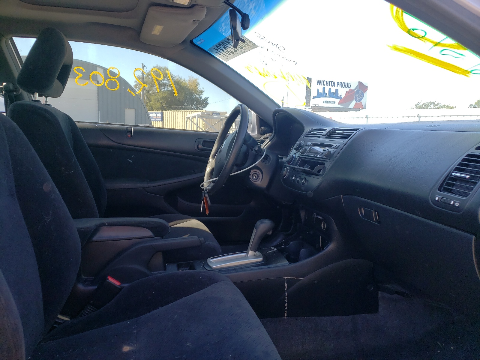 Photo 5 from auction – 2004 HONDA CIVIC EX with VIN 1HGEM22944L030089