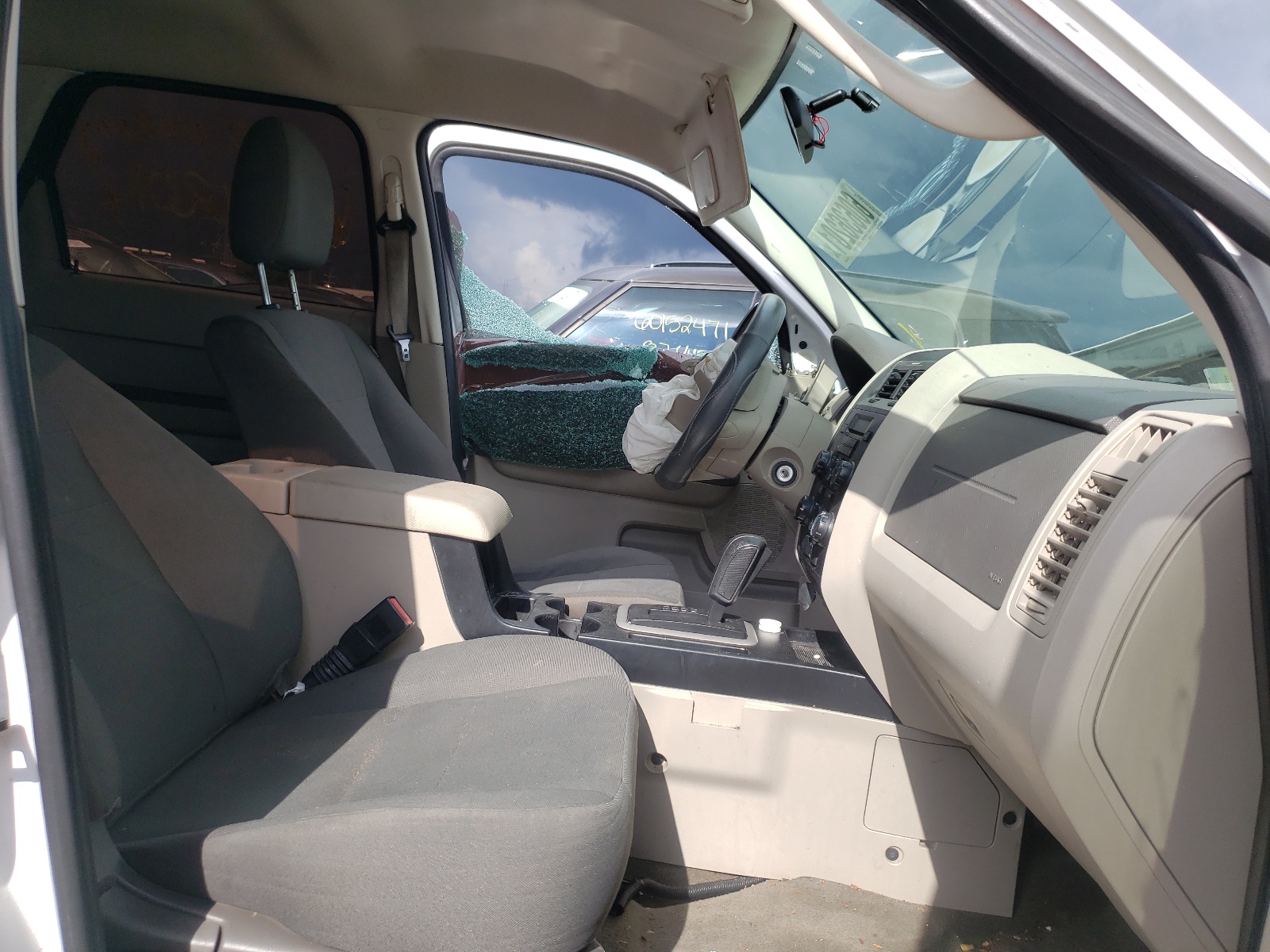 Zdjęcie 5 z aukcji – 2012 FORD ESCAPE XLS z VIN 1FMCU0C7XCKA50533