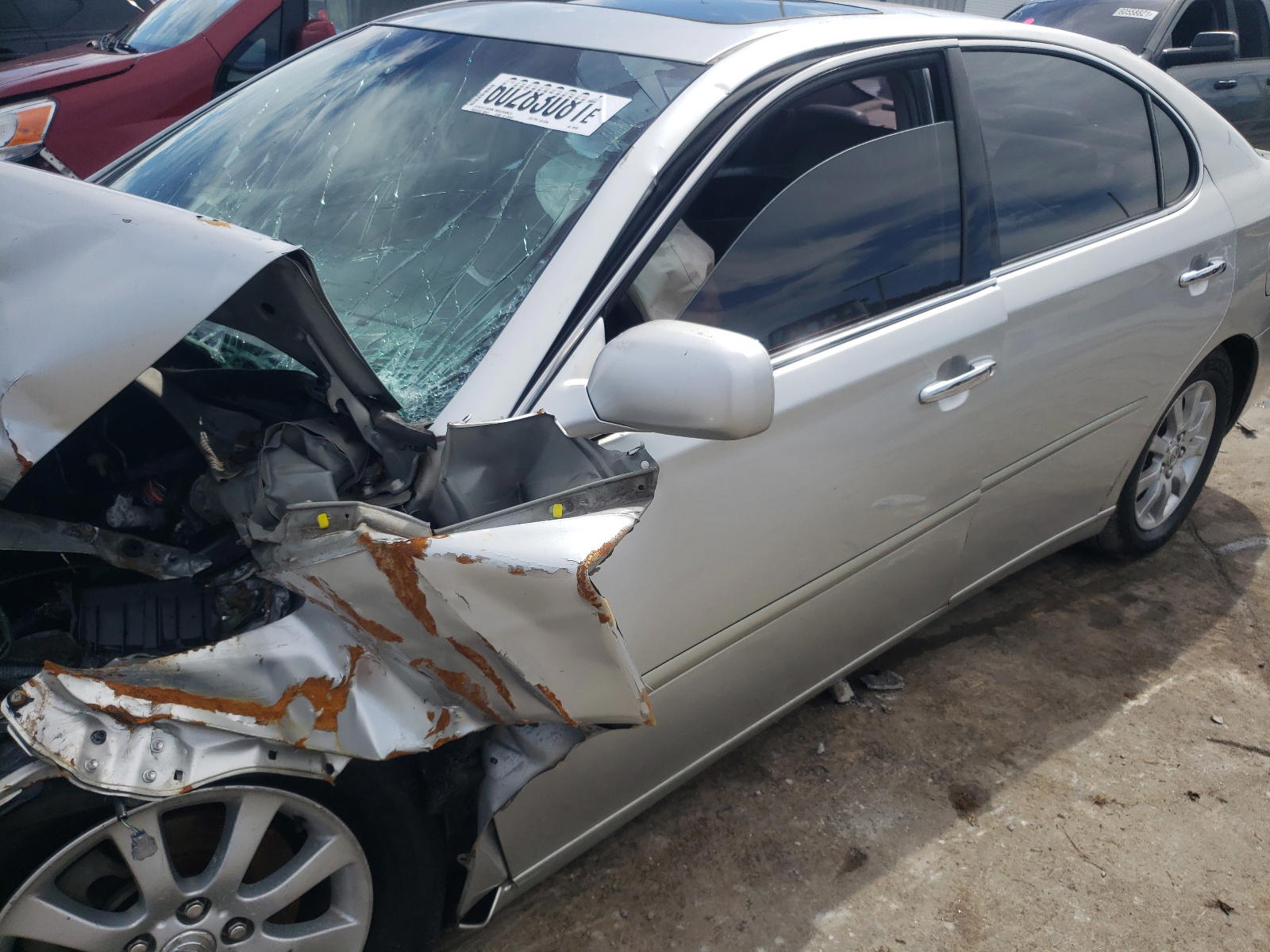 Photo 10 from auction – 2004 LEXUS ES 330 with VIN JTHBA30G840006508