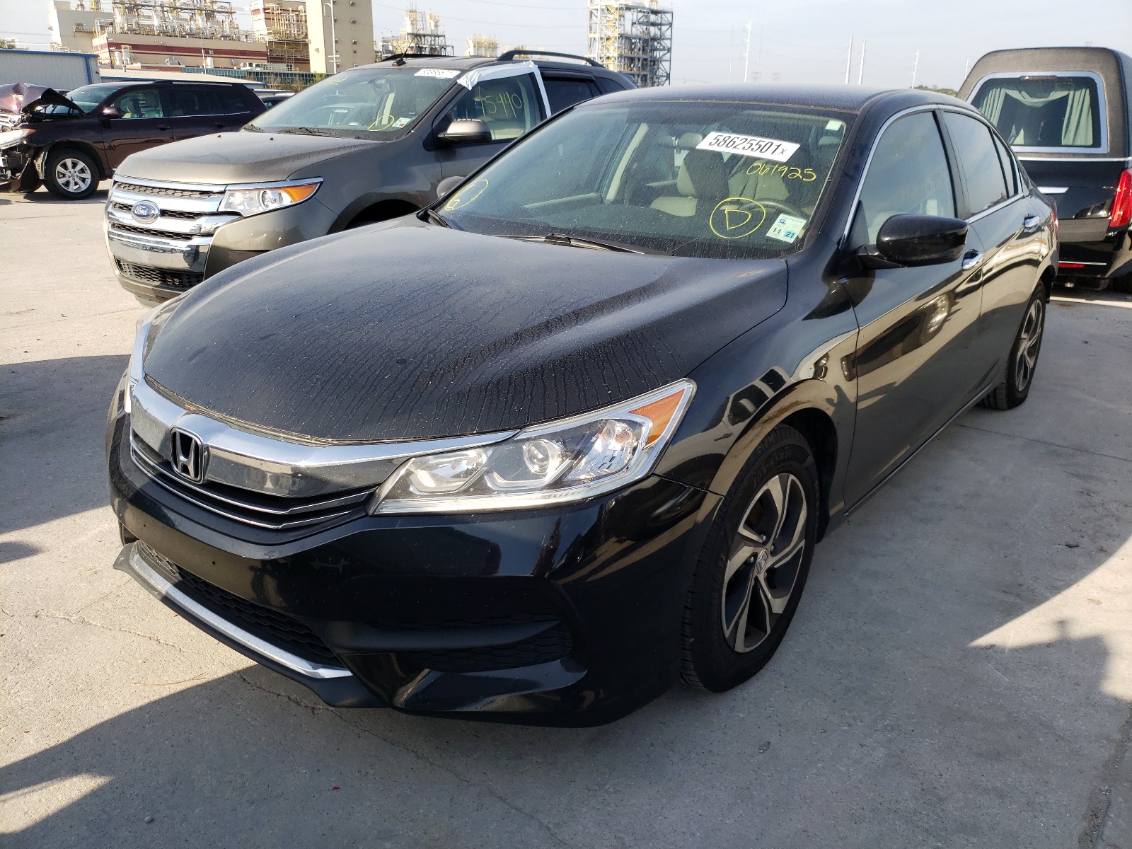 Photo 2 from auction – 2017 HONDA ACCORD LX with VIN 1HGCR2F34HA061925