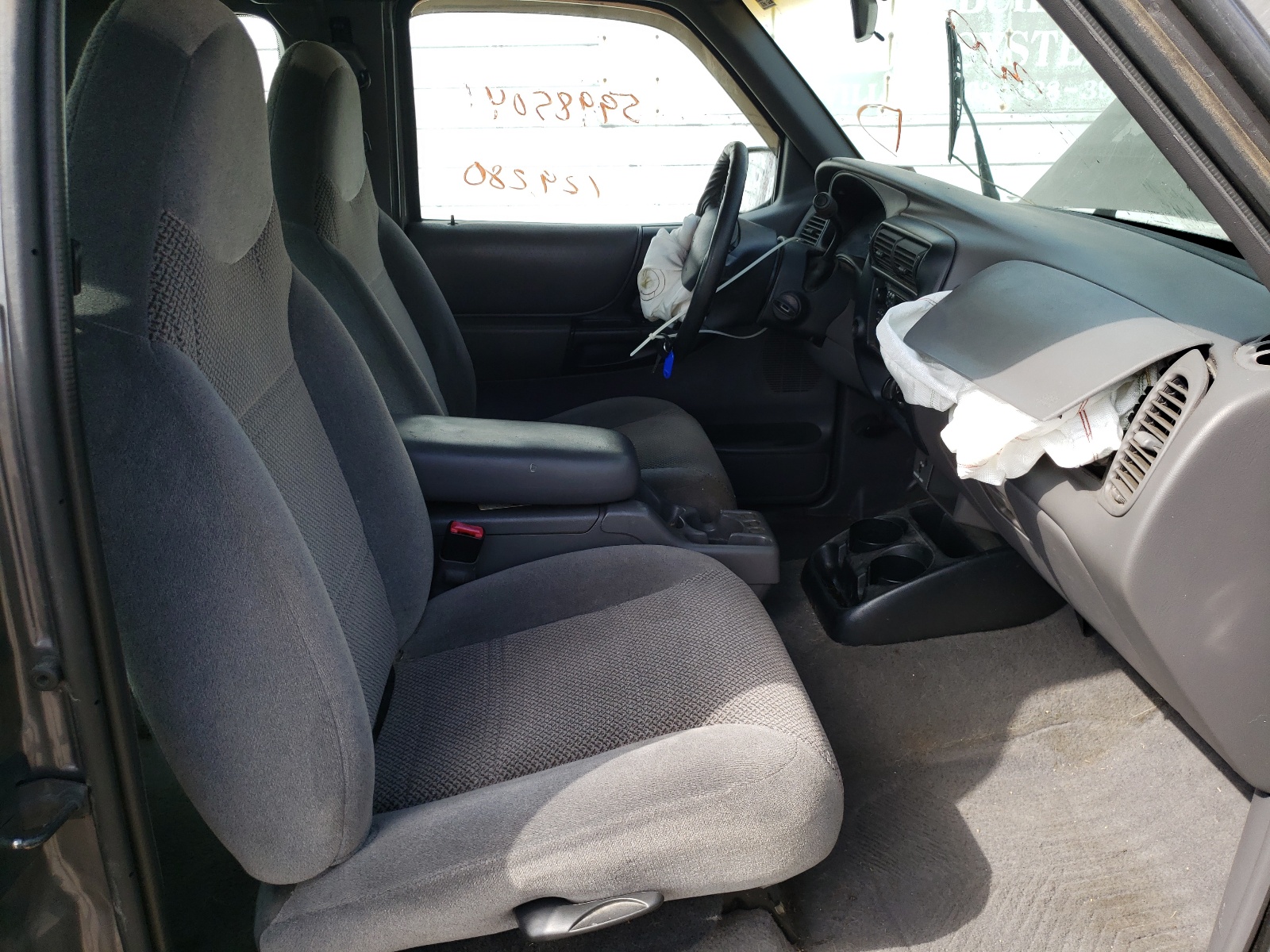 Photo 5 from auction – 2000 FORD RANGER SUP with VIN 1FTYR14V8YTA34511