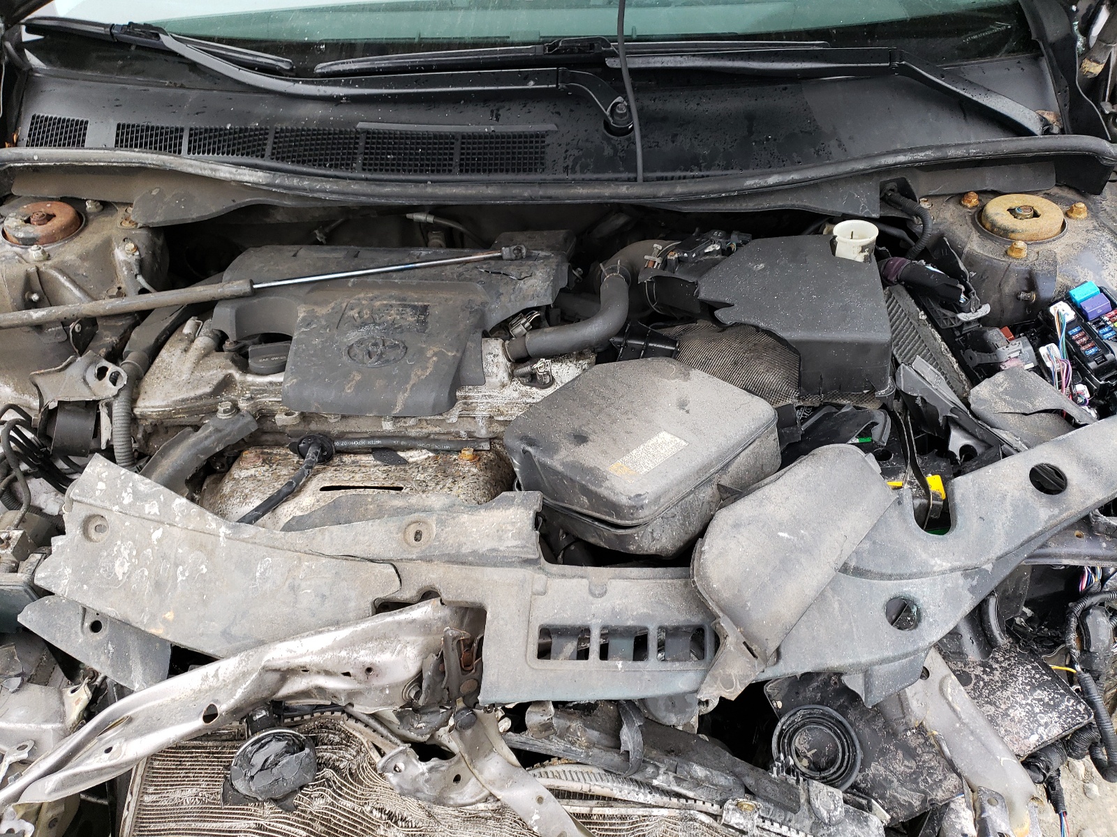 Photo 7 from auction – 2016 TOYOTA CAMRY LE with VIN 4T1BF1FK4GU185397