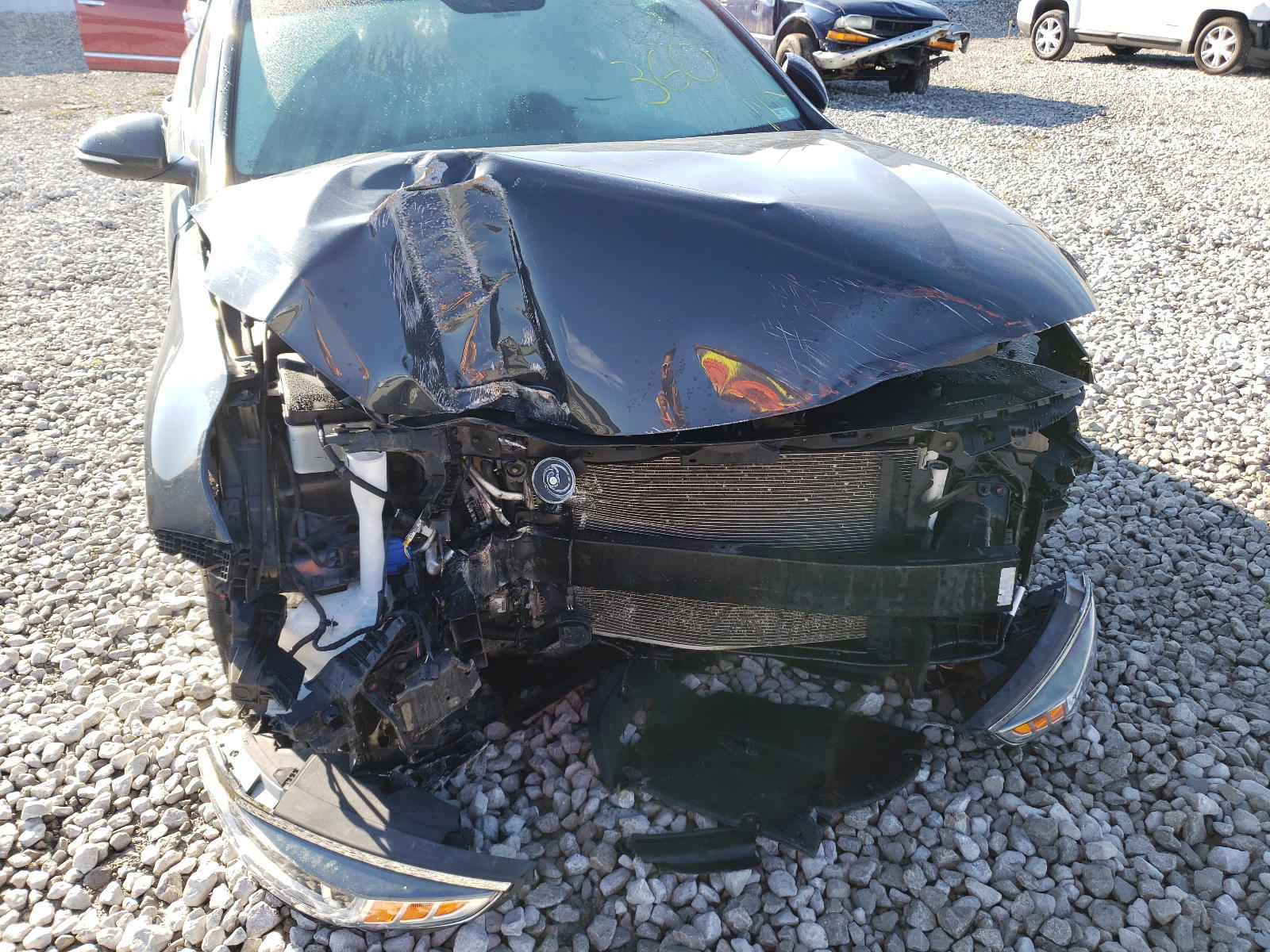 Photo 9 from auction – 2016 KIA OPTIMA EX with VIN 5XXGU4L37GG011909