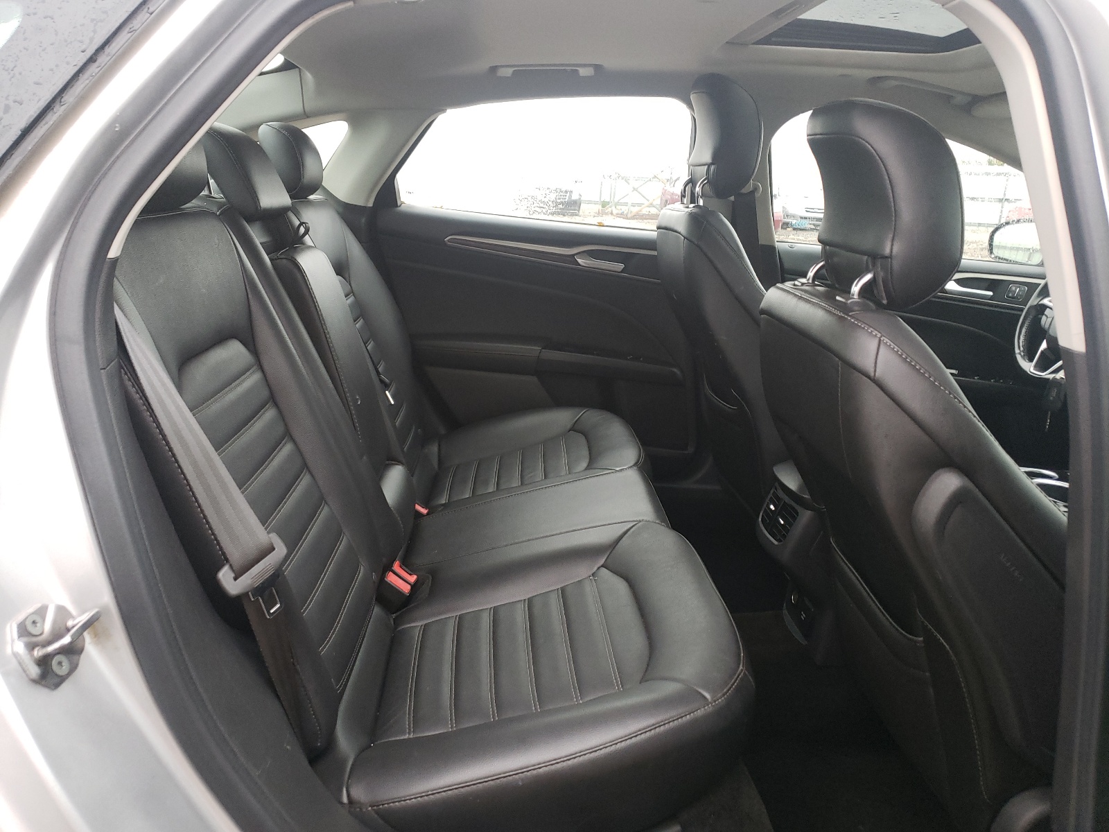 Photo 6 from auction – 2013 FORD FUSION SE with VIN 3FA6P0LU9DR293073