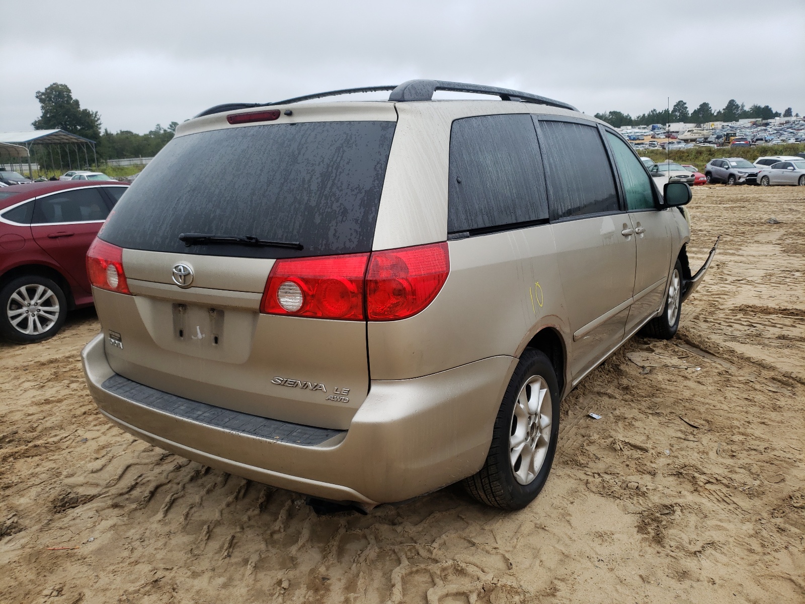 Photo 4 from auction – 2006 TOYOTA SIENNA with VIN 5TDBA23C16S055876