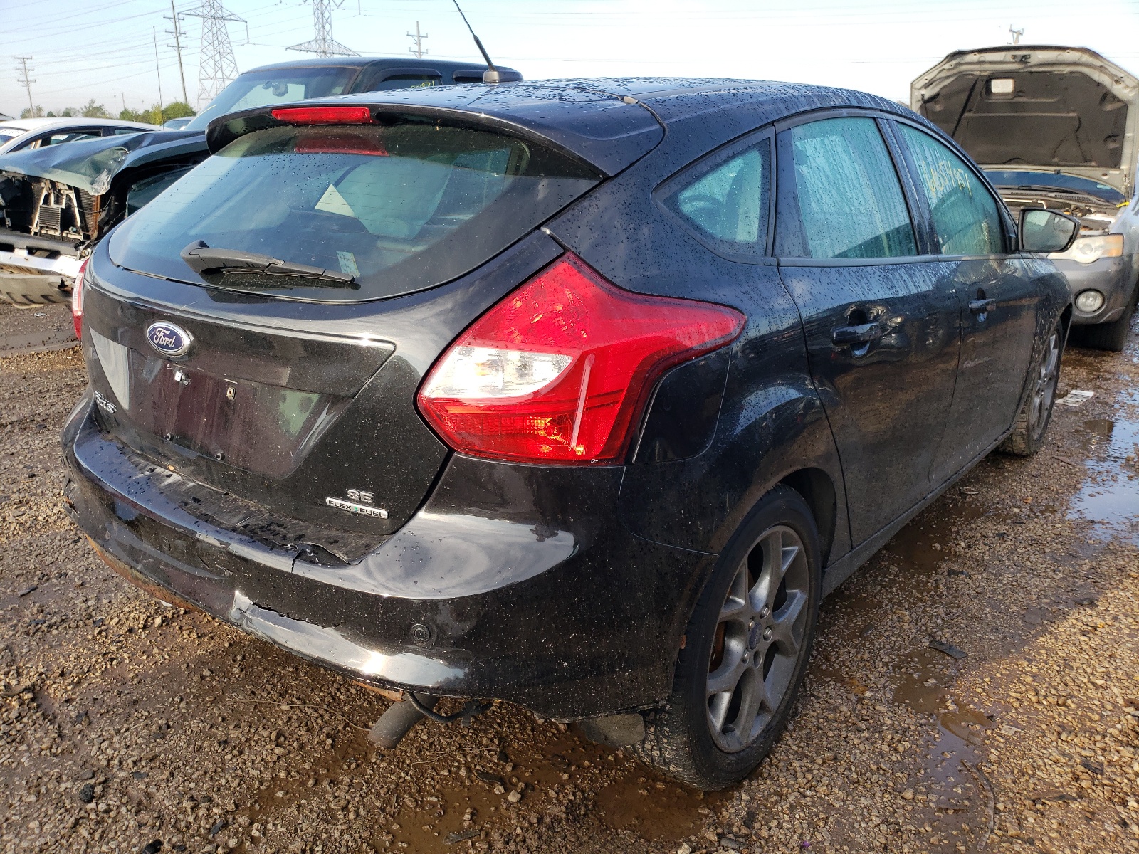 Zdjęcie 4 z aukcji – 2013 FORD FOCUS SE z VIN 1FADP3K25DL199408