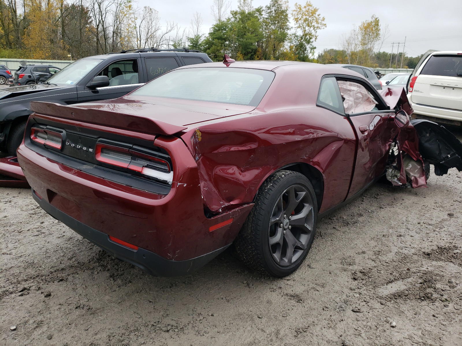 Photo 4 from auction – 2018 DODGE CHALLENGER with VIN 2C3CDZBT8JH276389