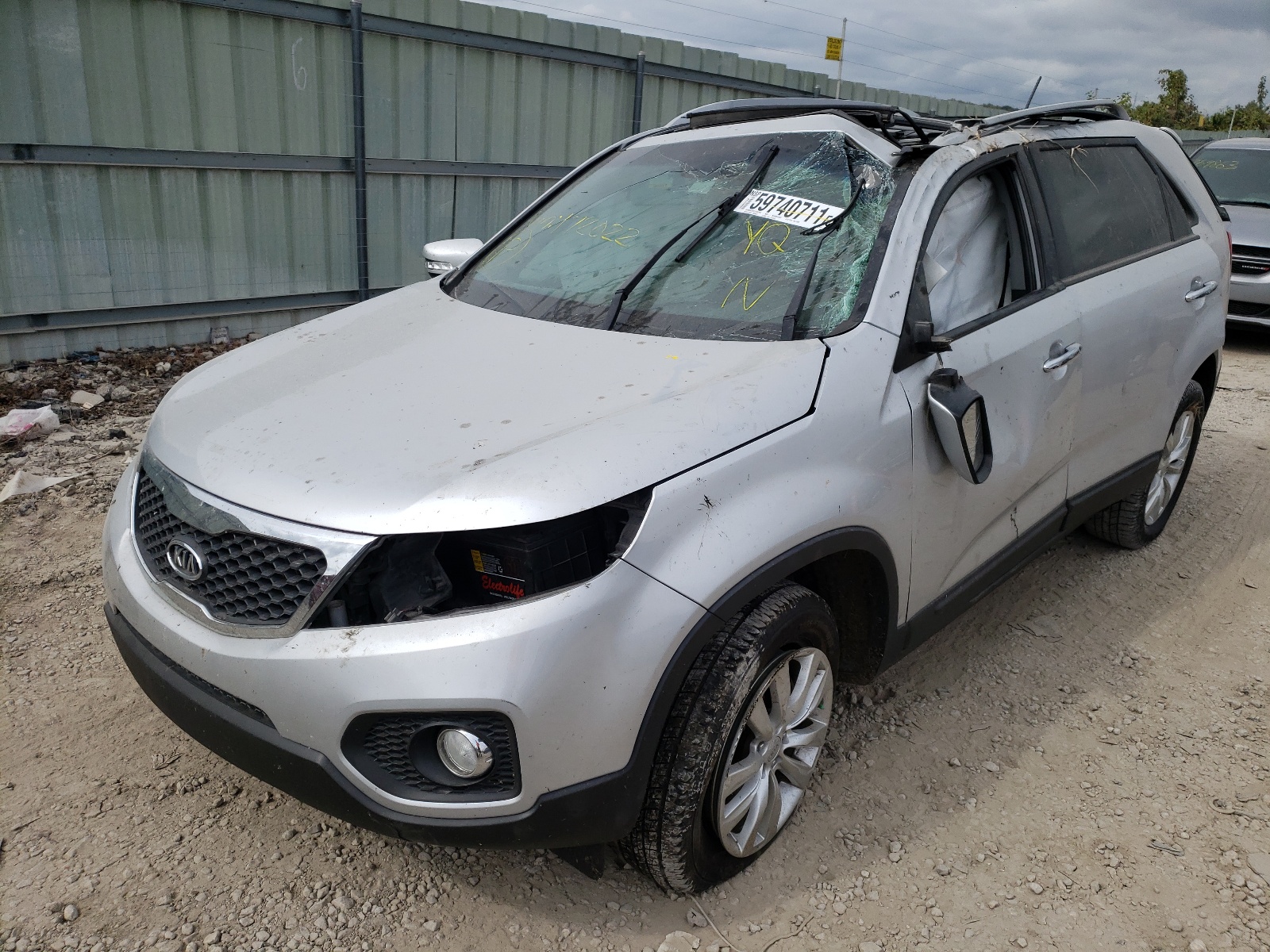 Photo 2 from auction – 2011 KIA SORENTO EX with VIN 5XYKU4A2XBG172022