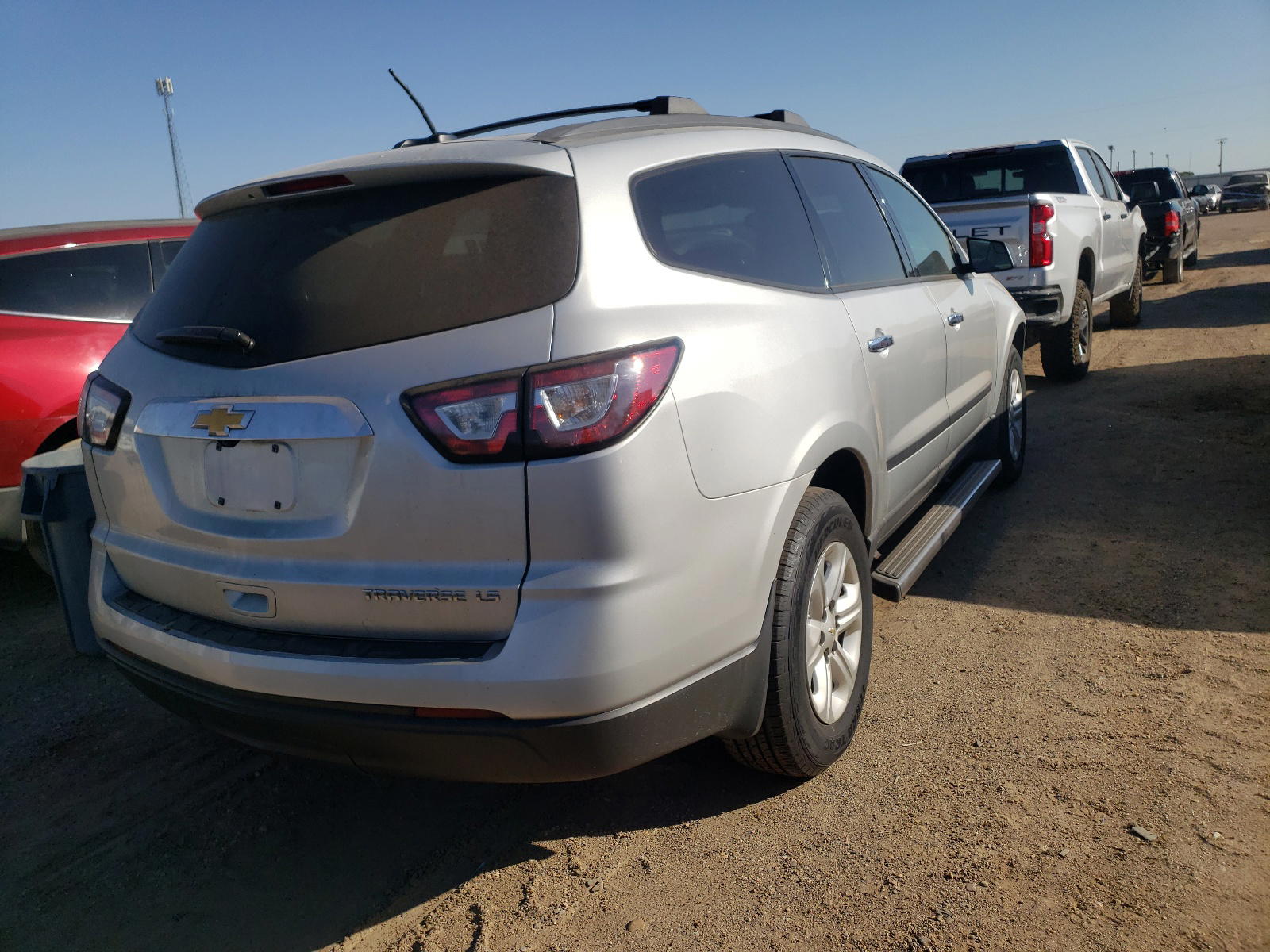 Photo 4 from auction – 2014 CHEVROLET TRAVERSE L with VIN 1GNKRFKD6EJ120847