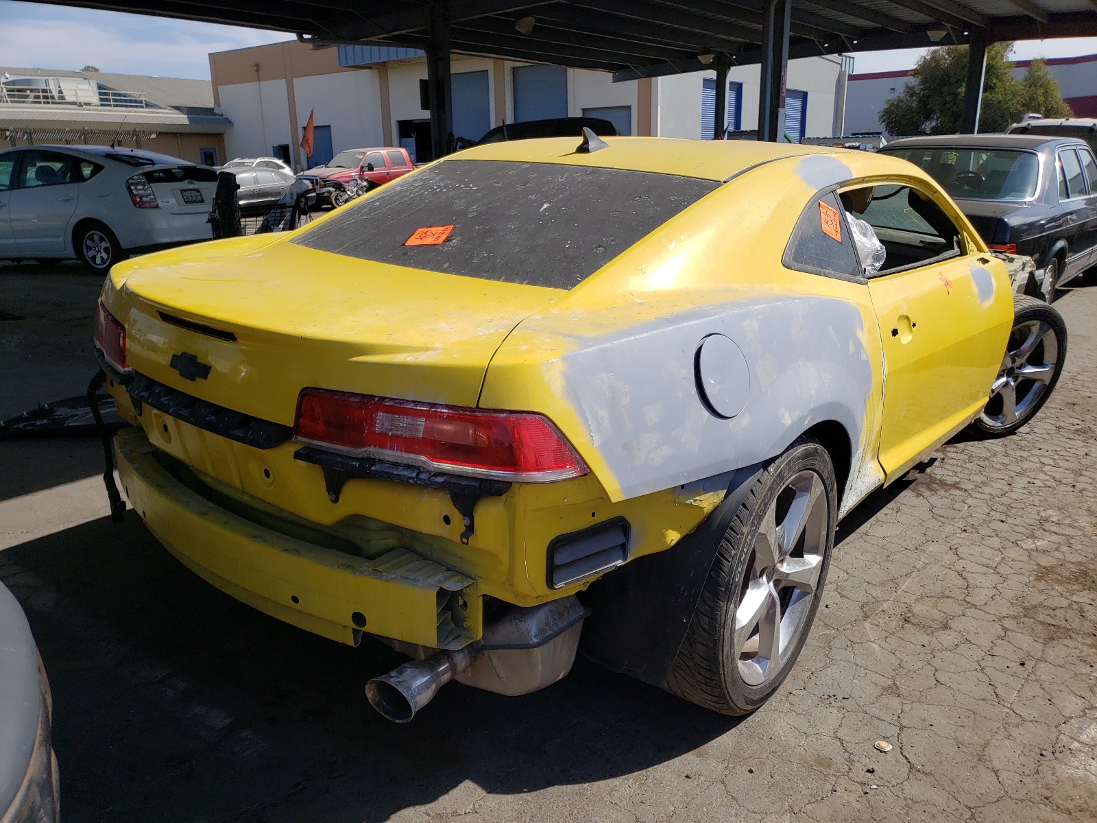 Photo 4 from auction – 2015 CHEVROLET CAMARO LS with VIN 2G1FB1E32F9190422