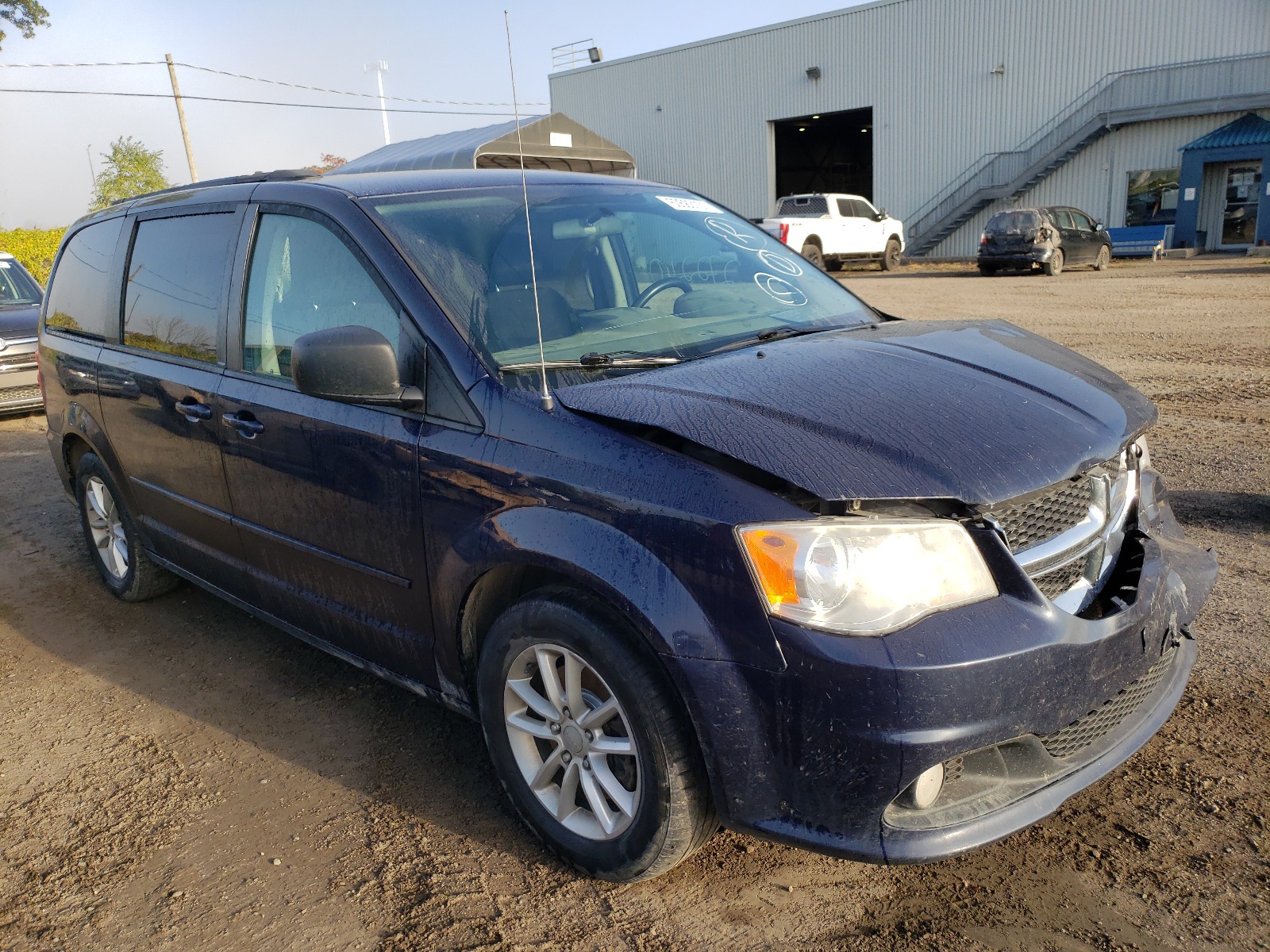 DODGE GRAND CARA 2014 with VIN 2C4RDGBG6ER127430 - Photo from auction