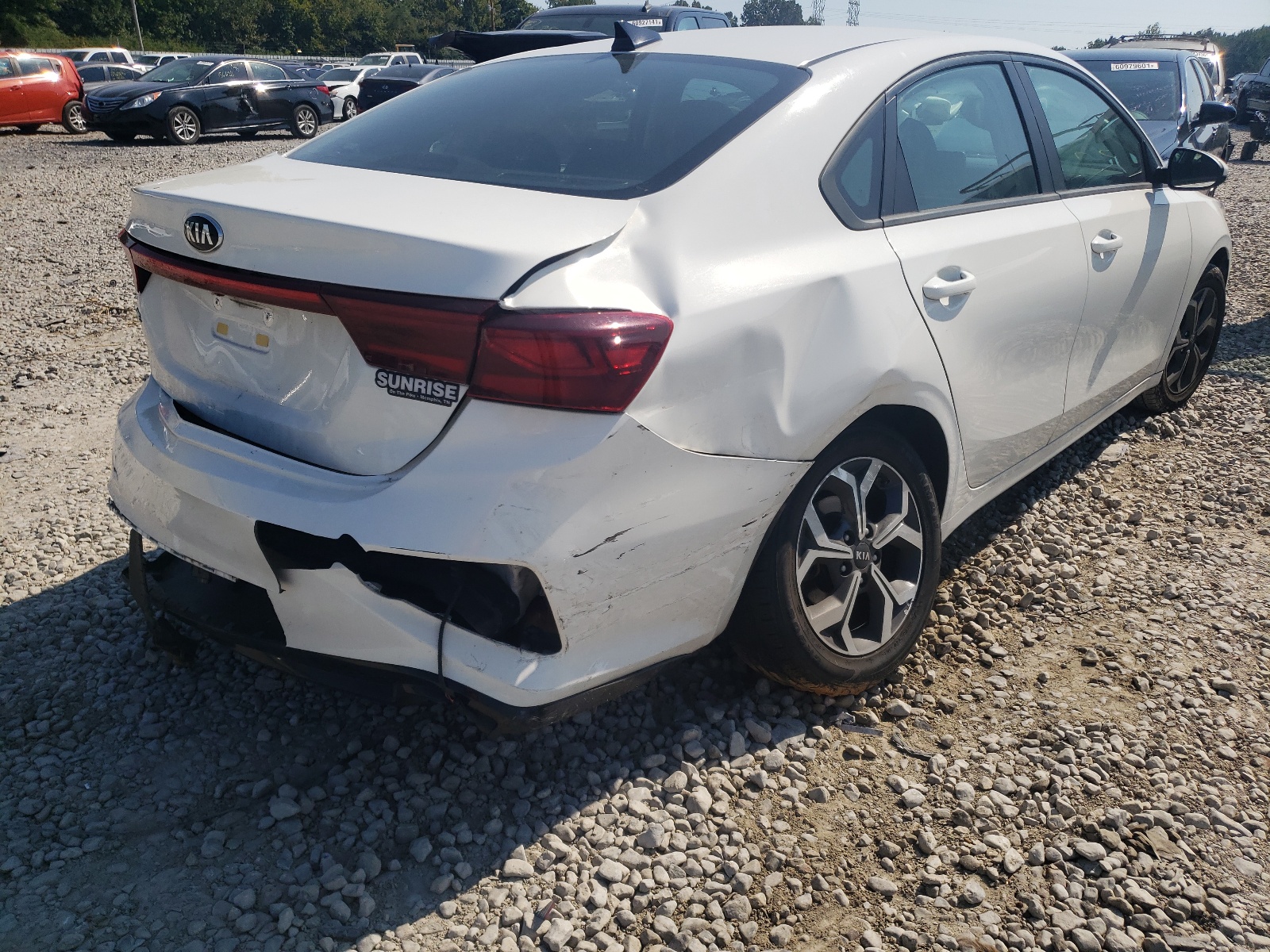 Photo 4 from auction – 2019 KIA FORTE FE with VIN 3KPF24AD3KE007421