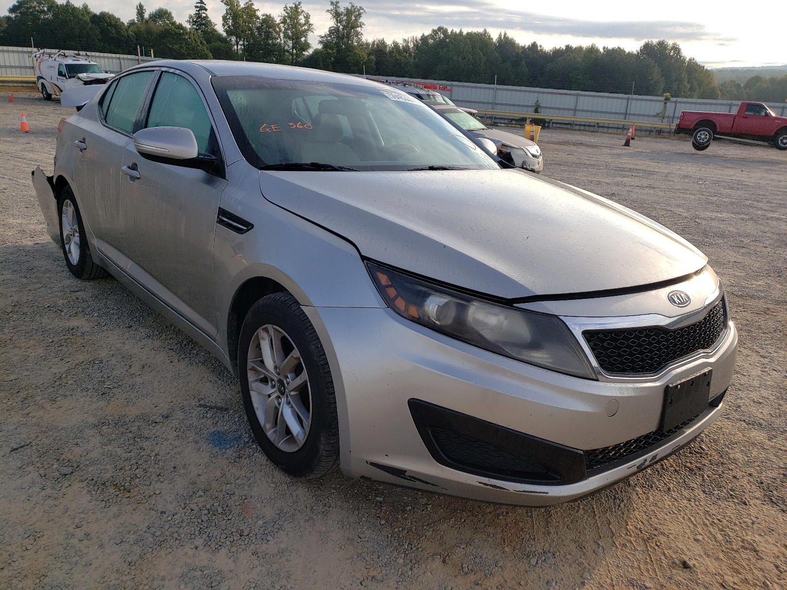 KIA OPTIMA LX 2011 with VIN KNAGM4A73B5175710 - Photo from auction