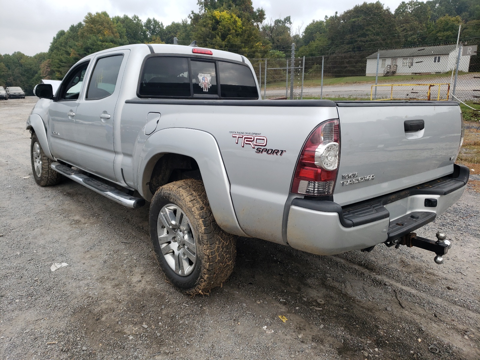 Photo 3 from auction – 2012 TOYOTA TACOMA DOU with VIN 3TMMU4FN5CM047686