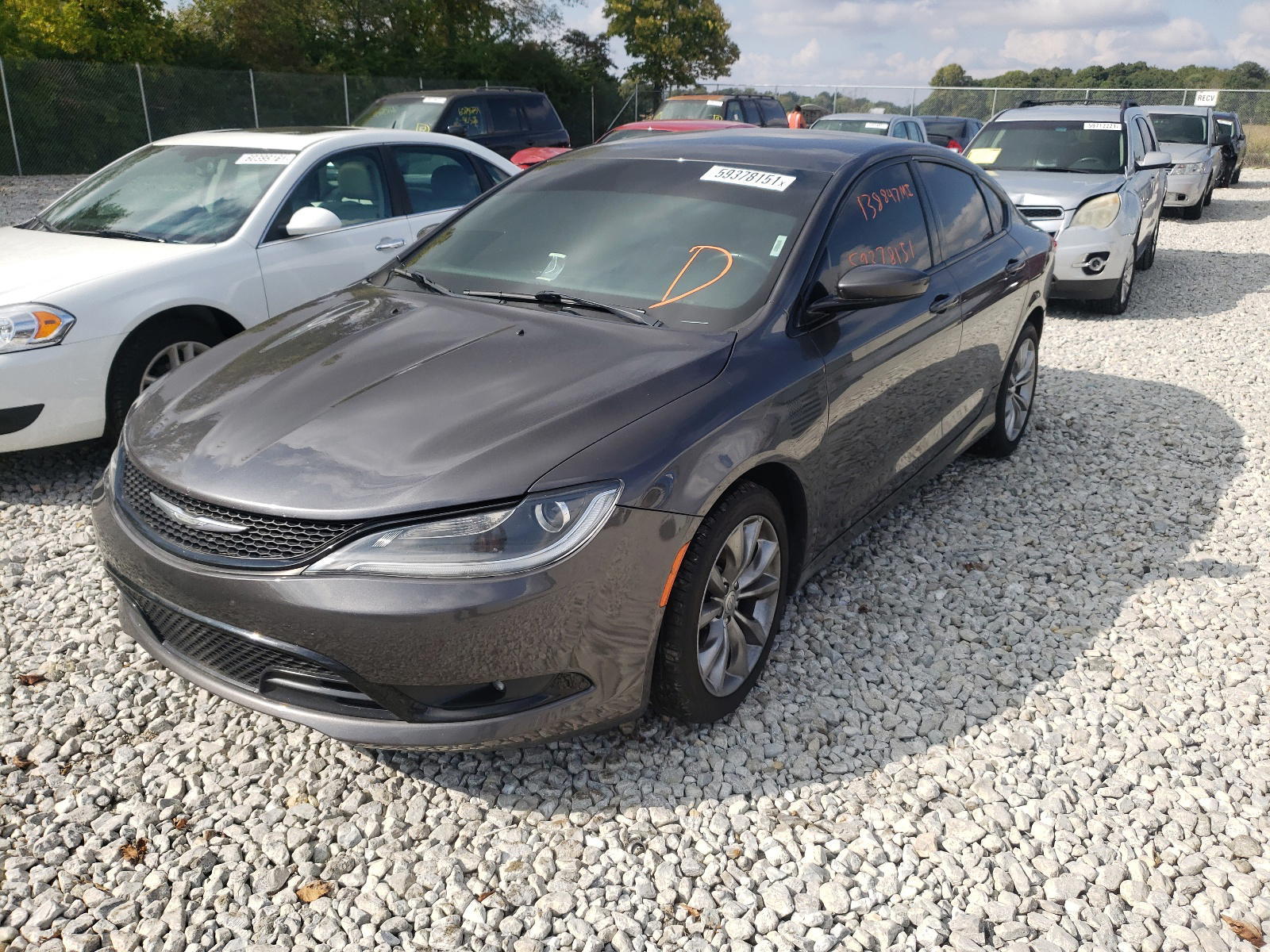 Photo 2 from auction – 2015 CHRYSLER 200 S with VIN 1C3CCCBG1FN605306