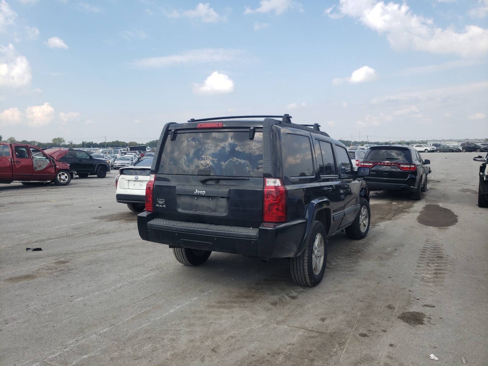 Zdjęcie 4 z aukcji – 2008 JEEP COMMANDER z VIN 1J8HG48K88C239858