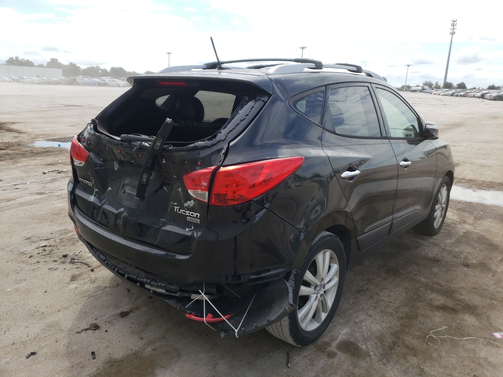Photo 4 from auction – 2012 HYUNDAI TUCSON GLS with VIN KM8JU3AC3CU338326